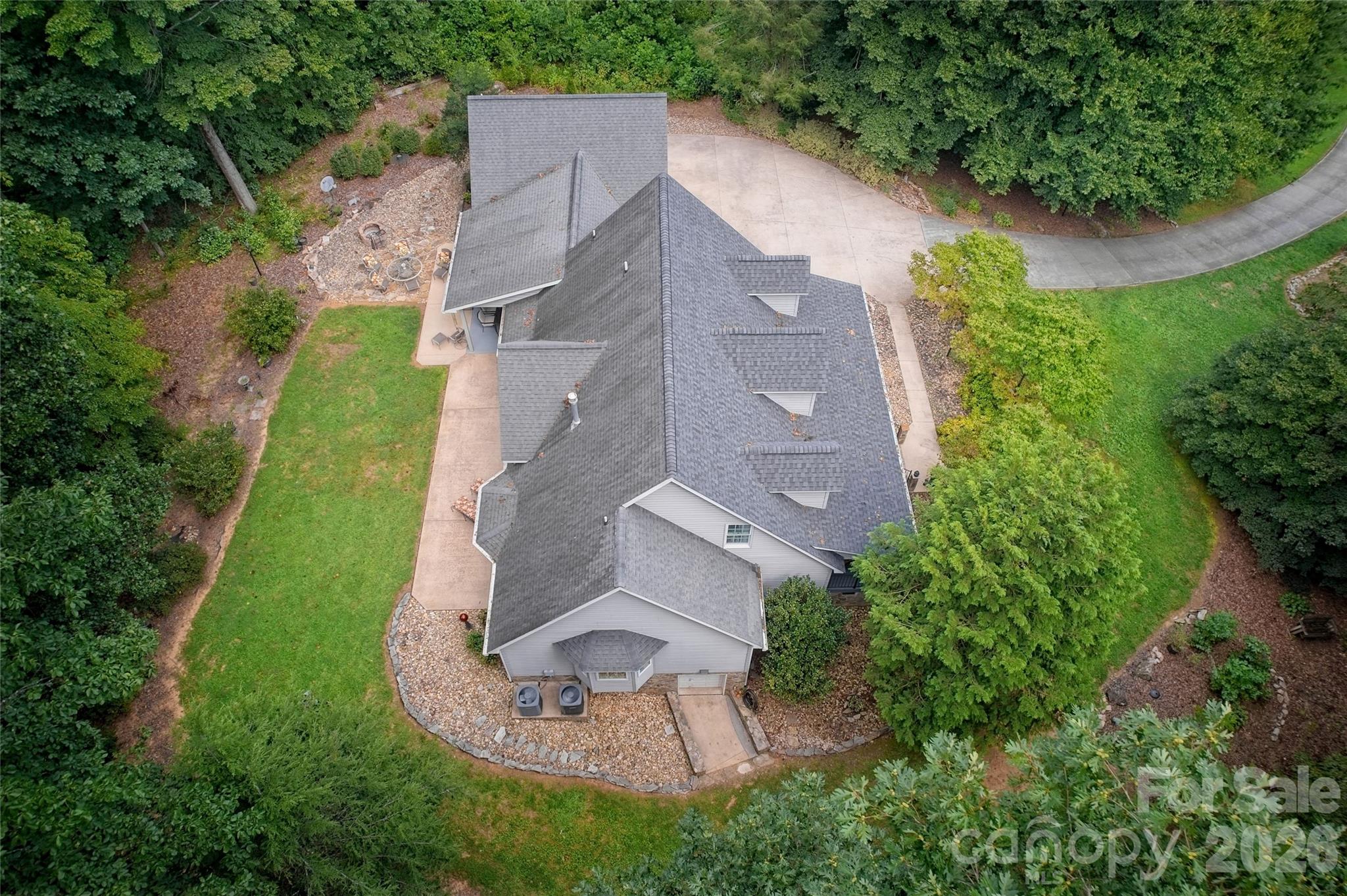 846 Old US 221 Highway S — Marion
