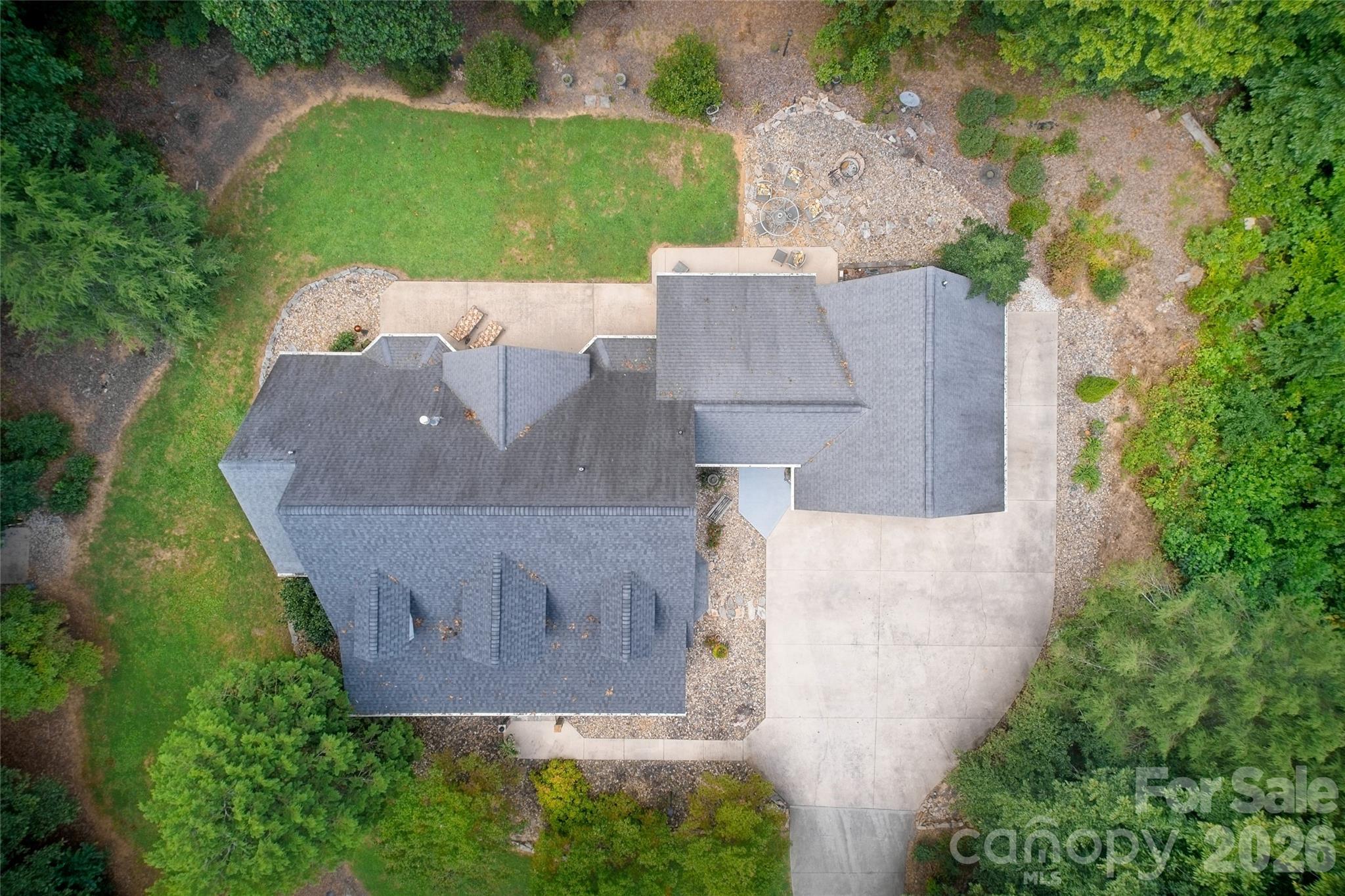 846 Old US 221 Highway S — Marion