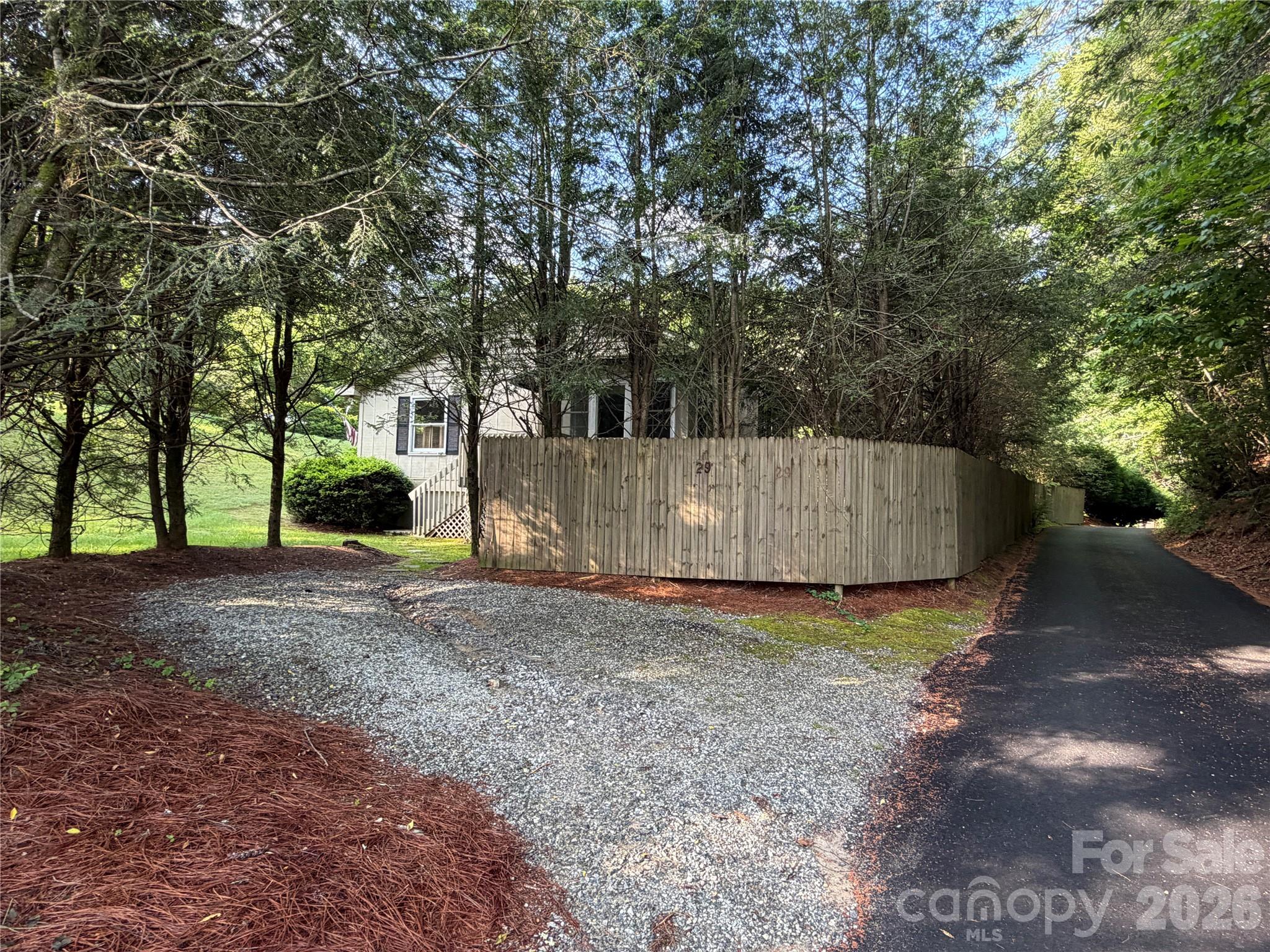 29 Crystal Springs Trail — Cashiers