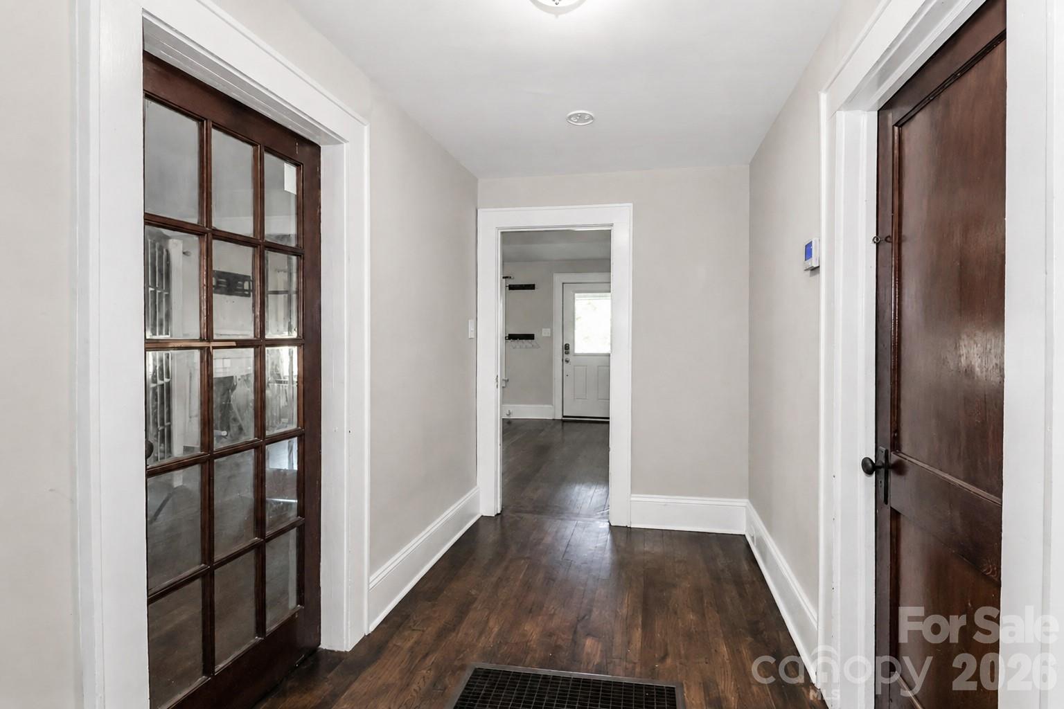 401 N Oakland Avenue — Statesville