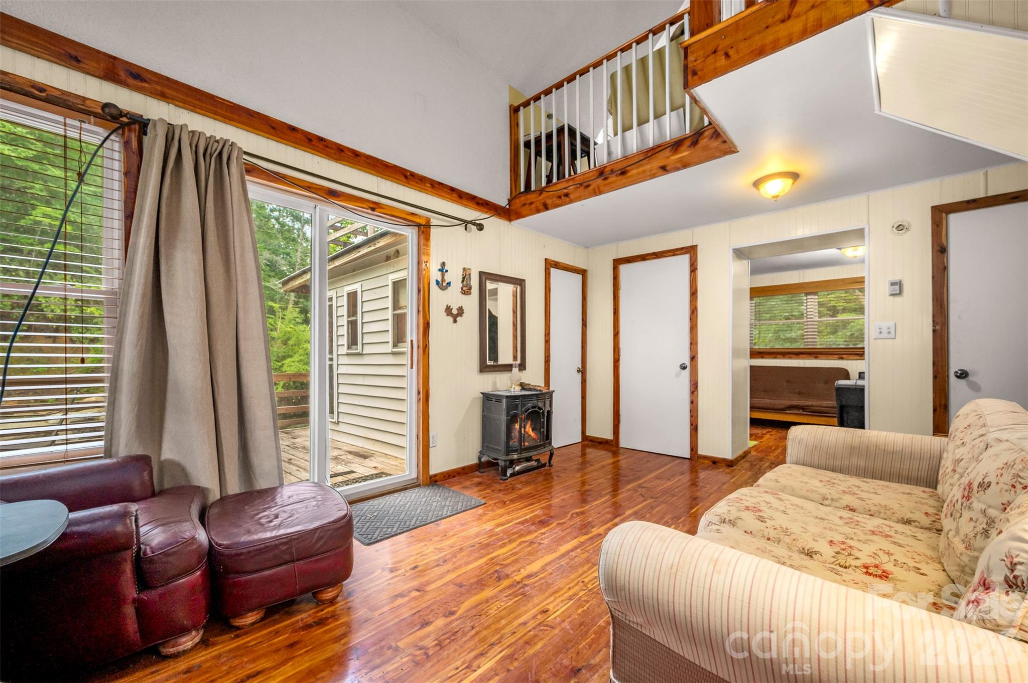 1008 Hardison Falls Trail — Hendersonville