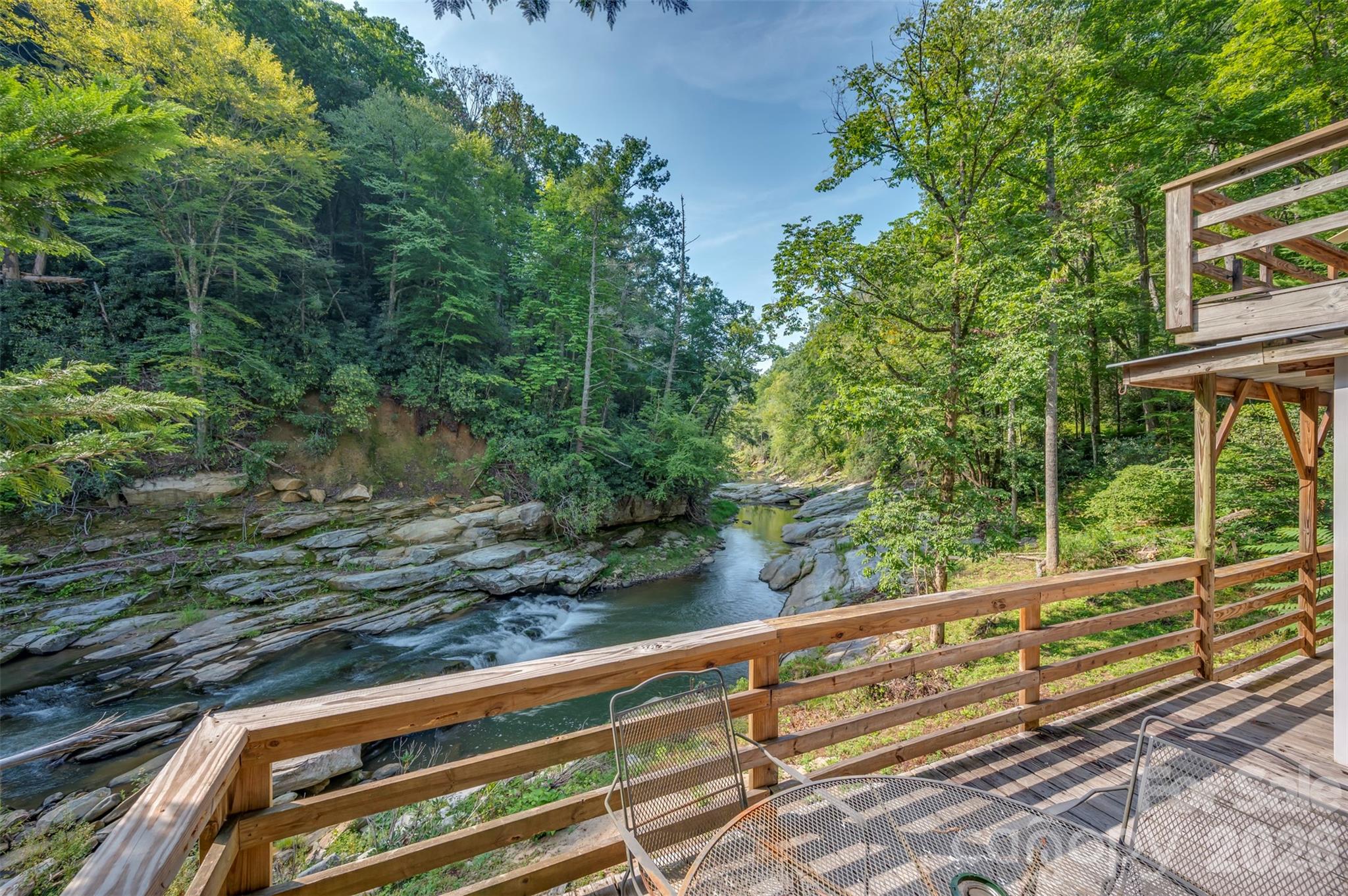 1008 Hardison Falls Trail — Hendersonville