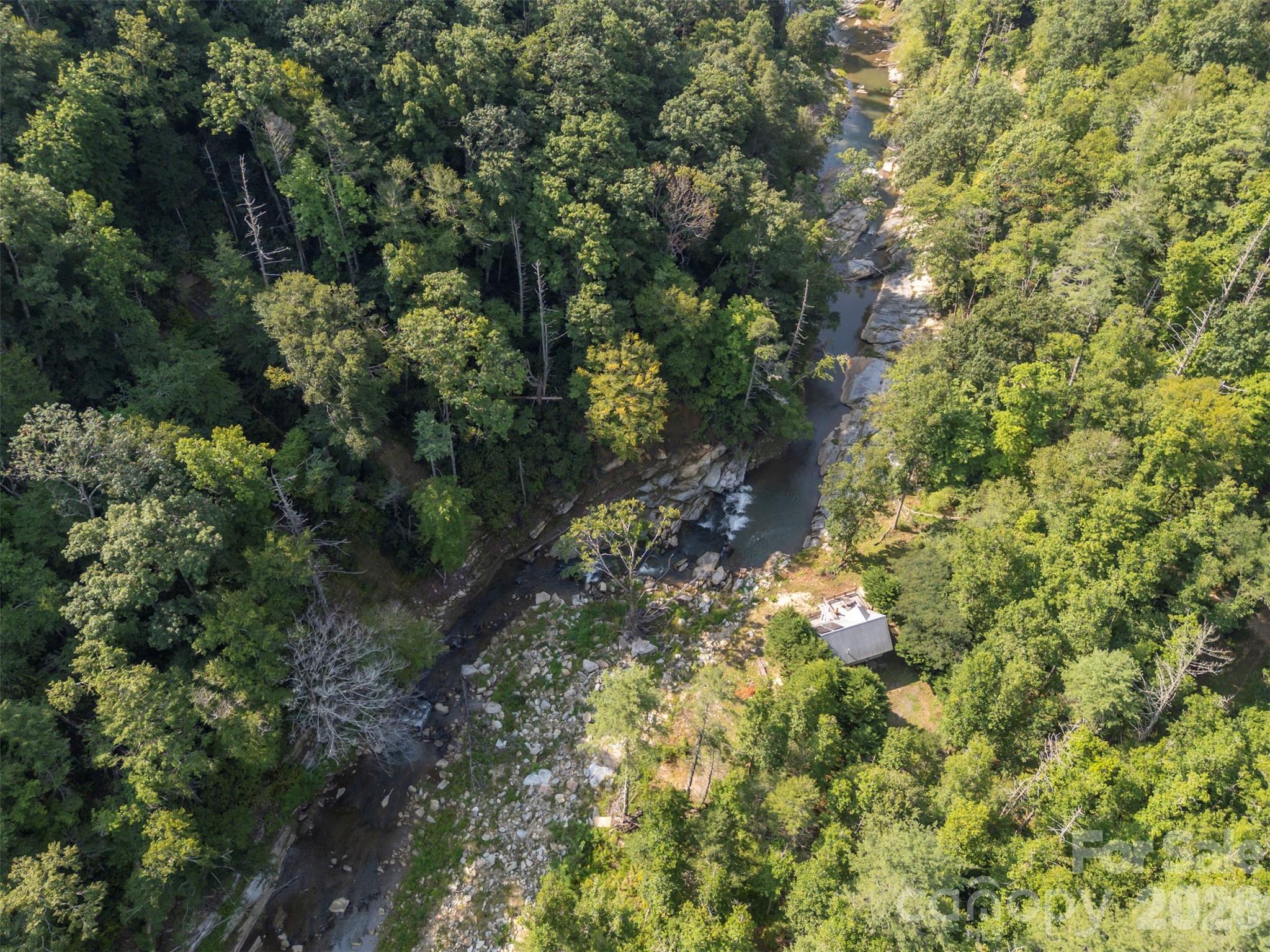 1008 Hardison Falls Trail — Hendersonville