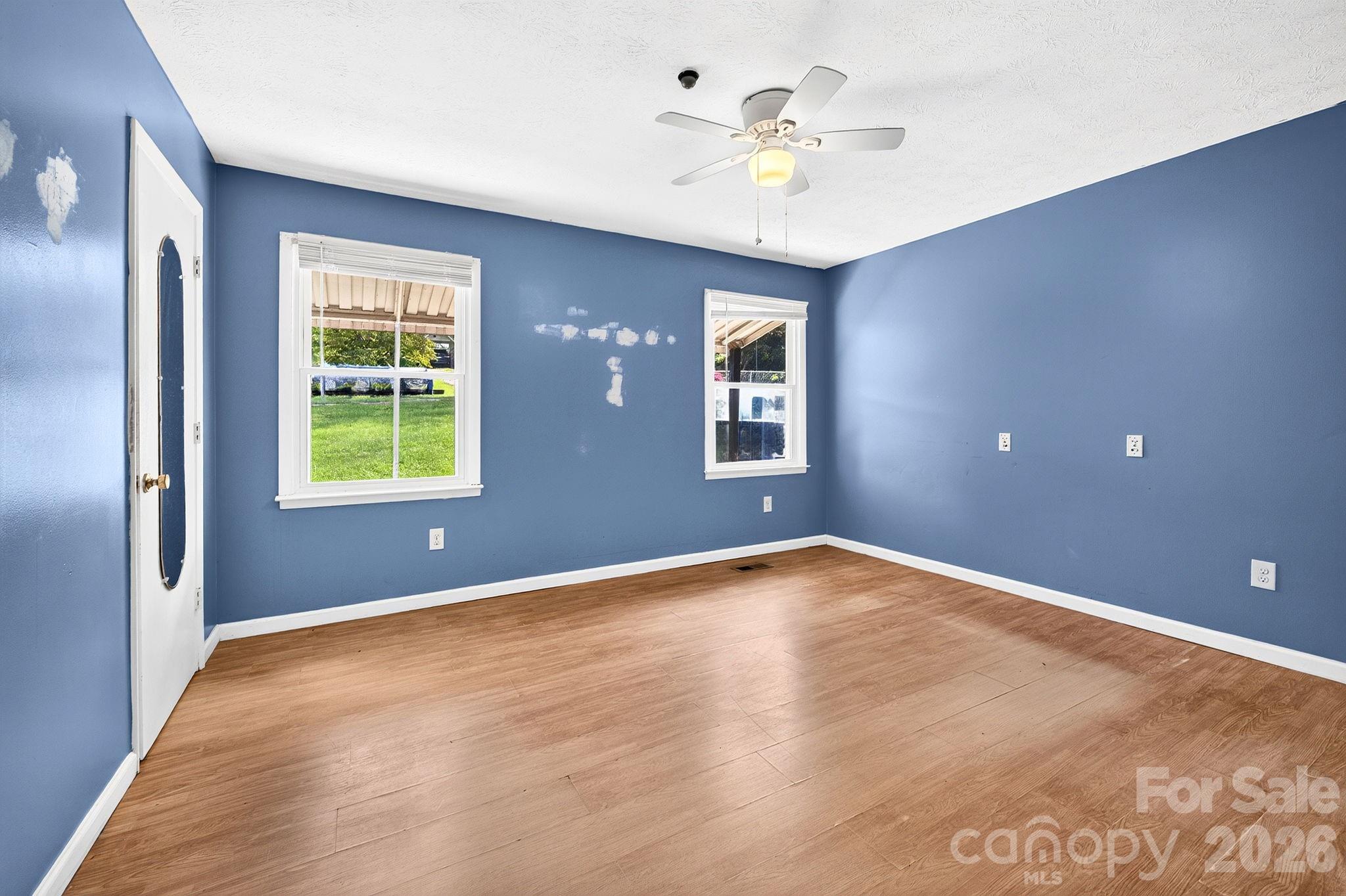 483 Caribou Road — Asheville