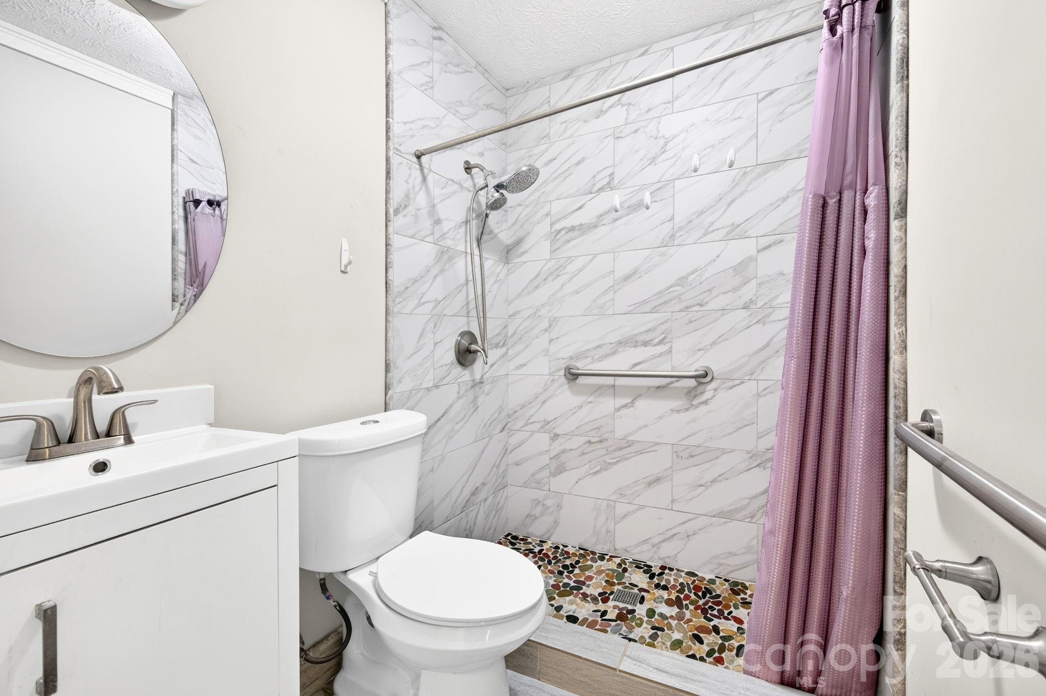 483 Caribou Road — Asheville