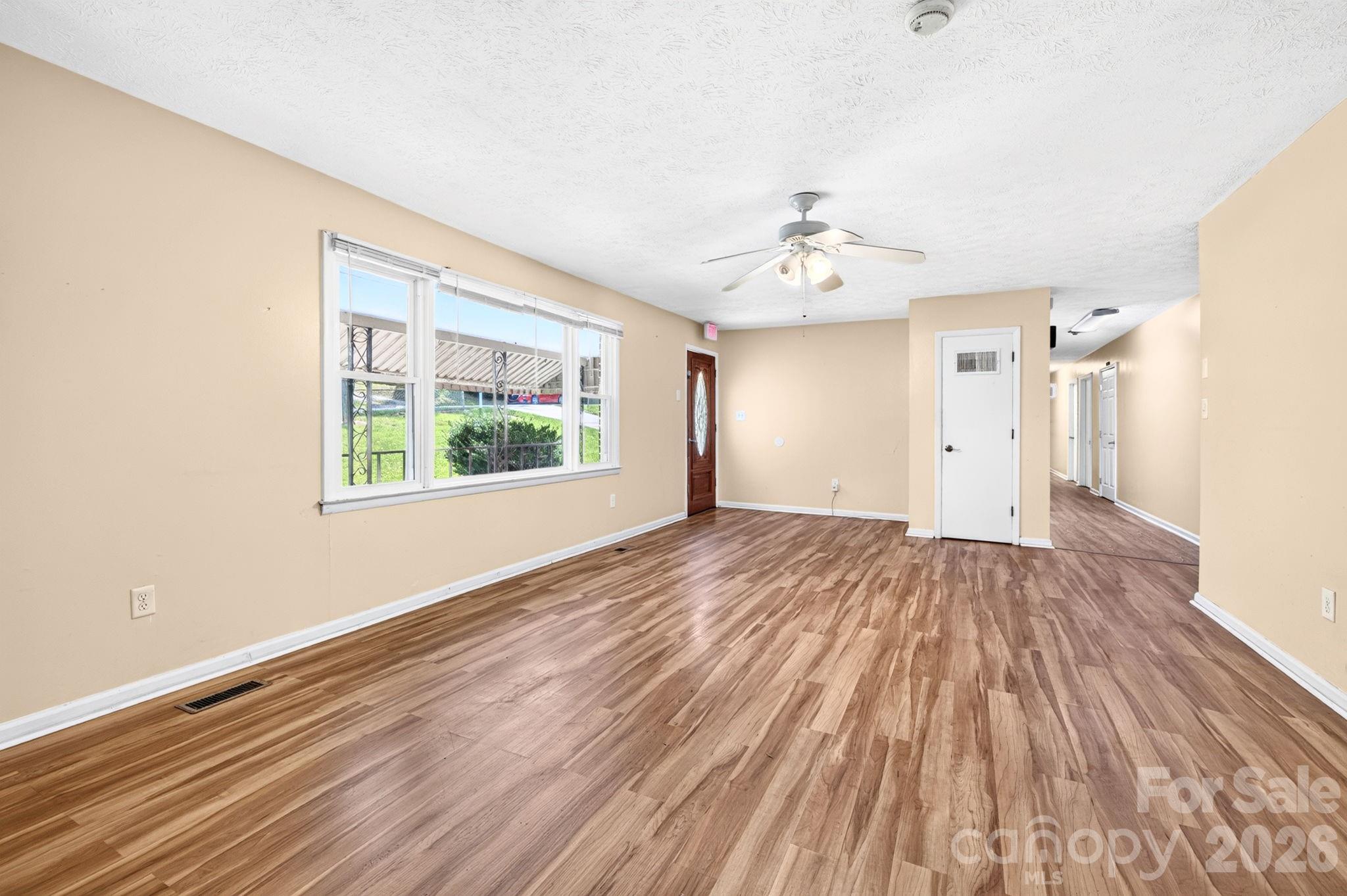 483 Caribou Road — Asheville
