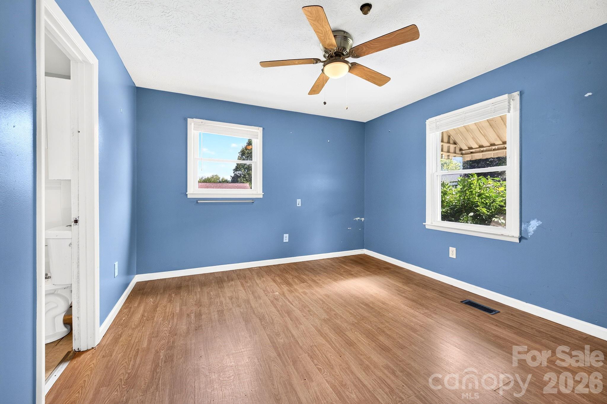 483 Caribou Road — Asheville
