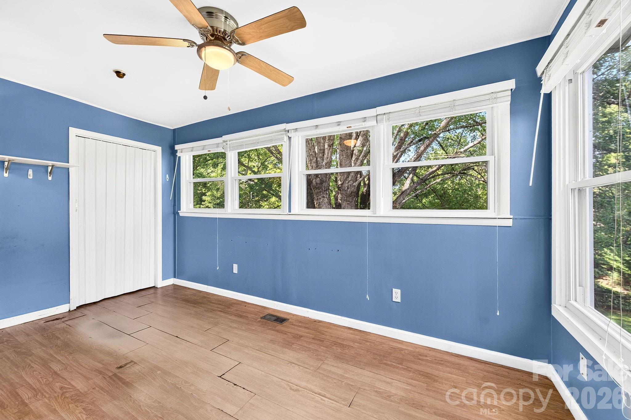 483 Caribou Road — Asheville