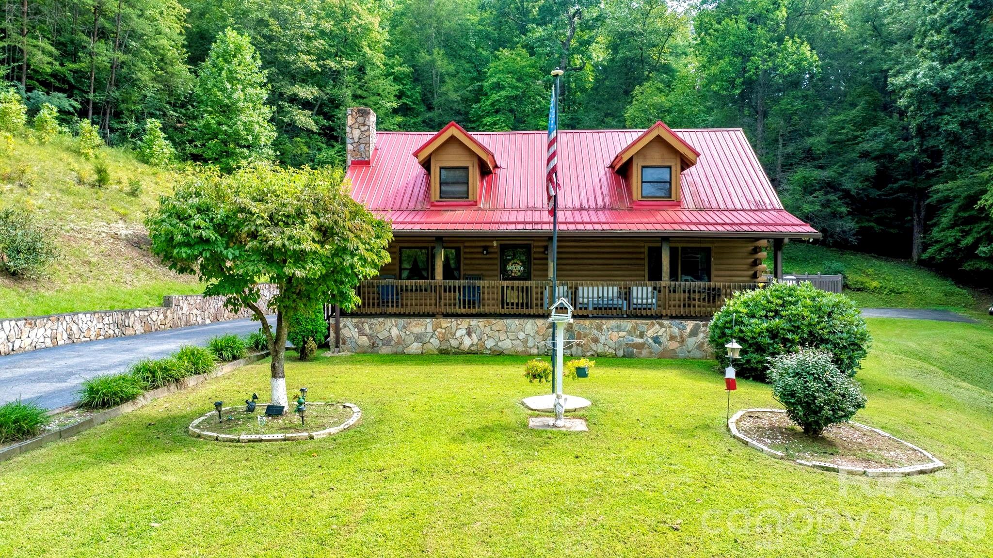 100 Goose Creek Road — Marion