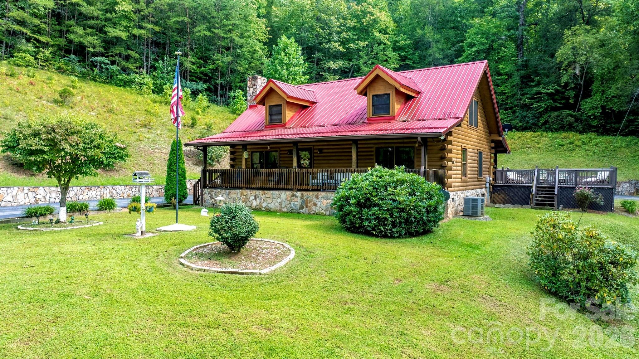100 Goose Creek Road — Marion