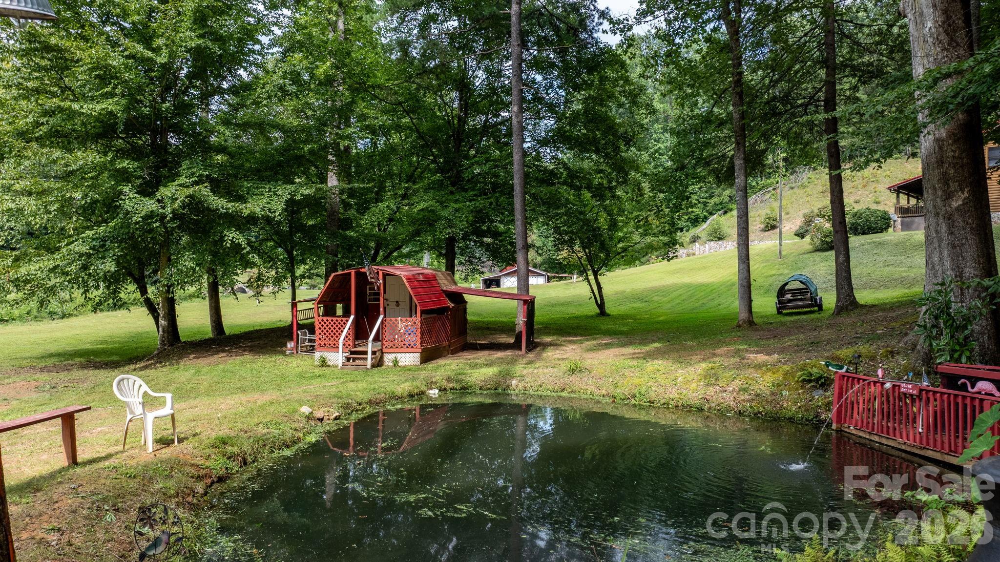 100 Goose Creek Road — Marion