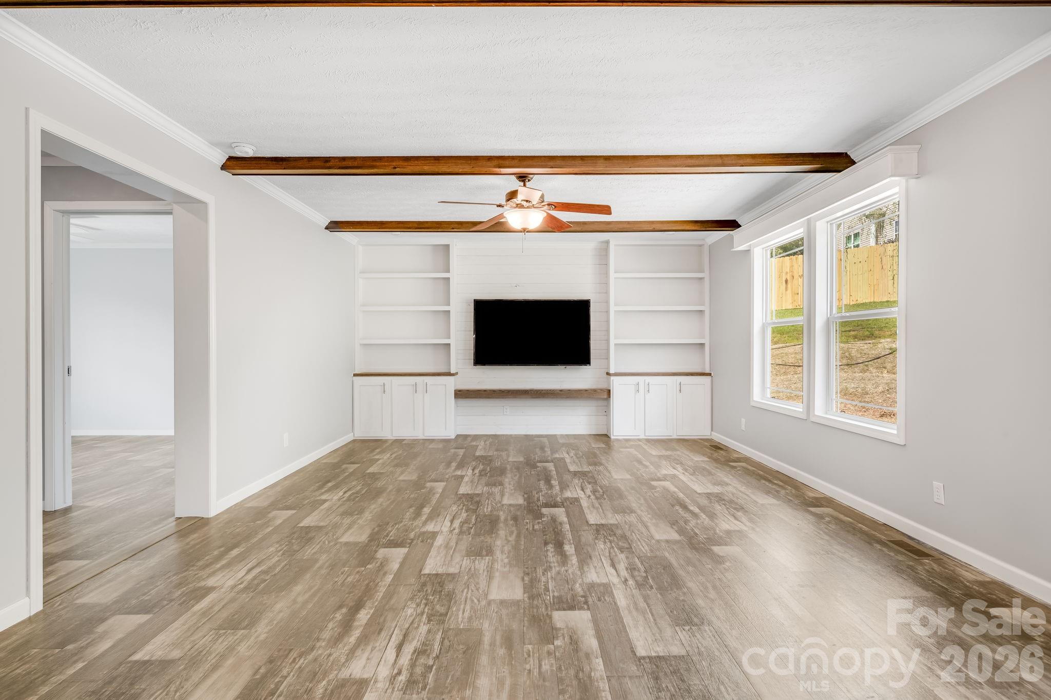 162 Phillips Valley Road — Mars Hill