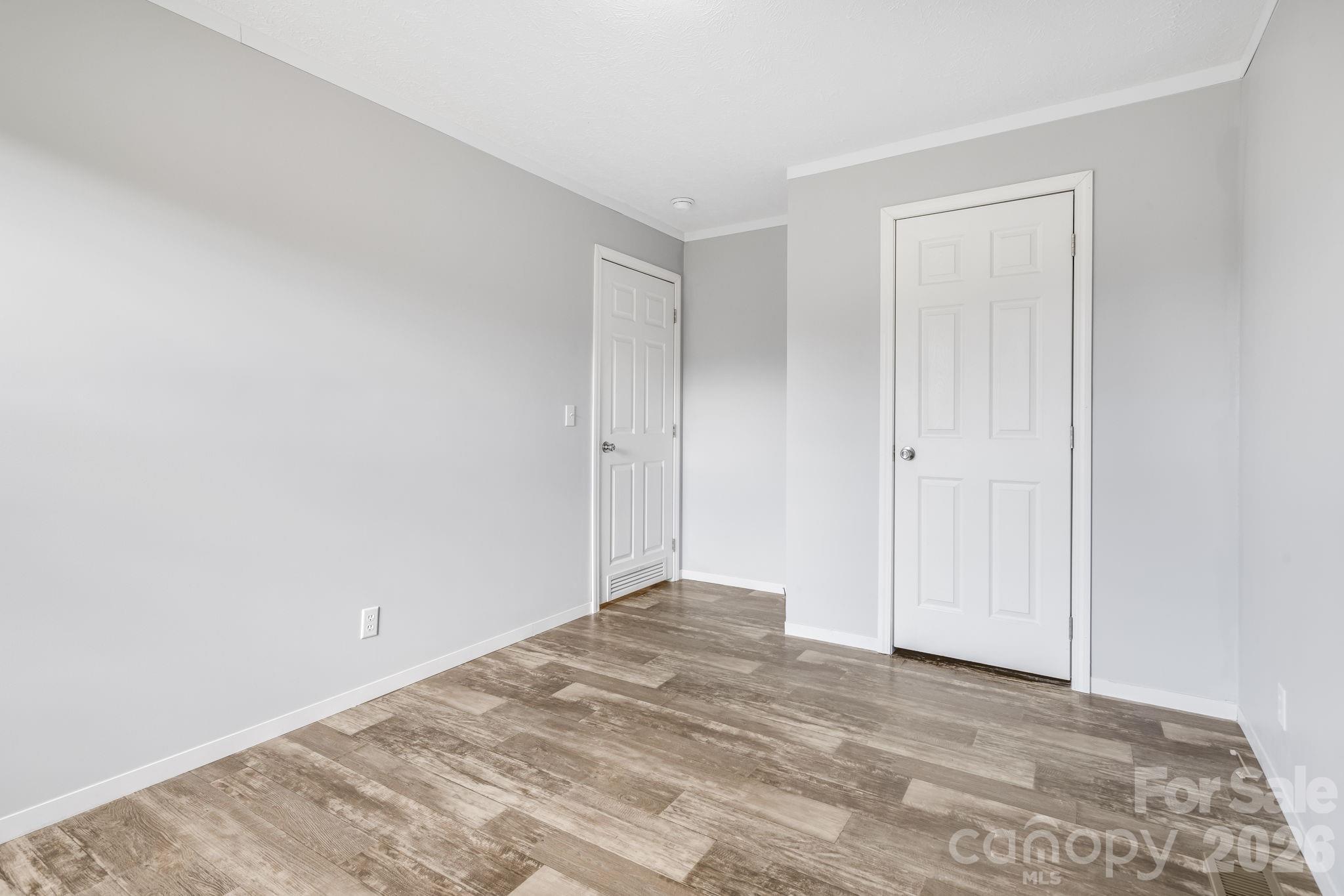 162 Phillips Valley Road — Mars Hill