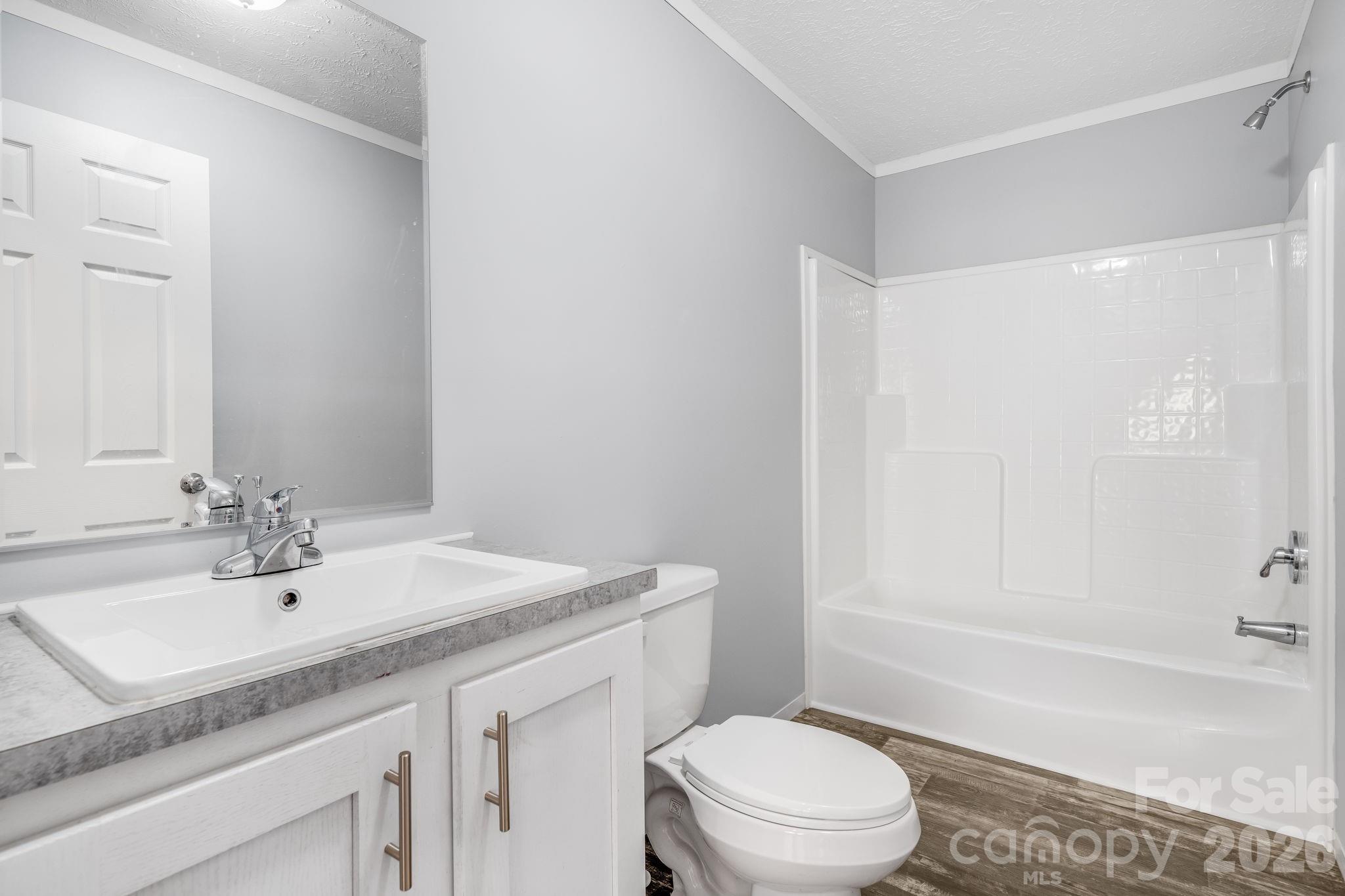 162 Phillips Valley Road — Mars Hill
