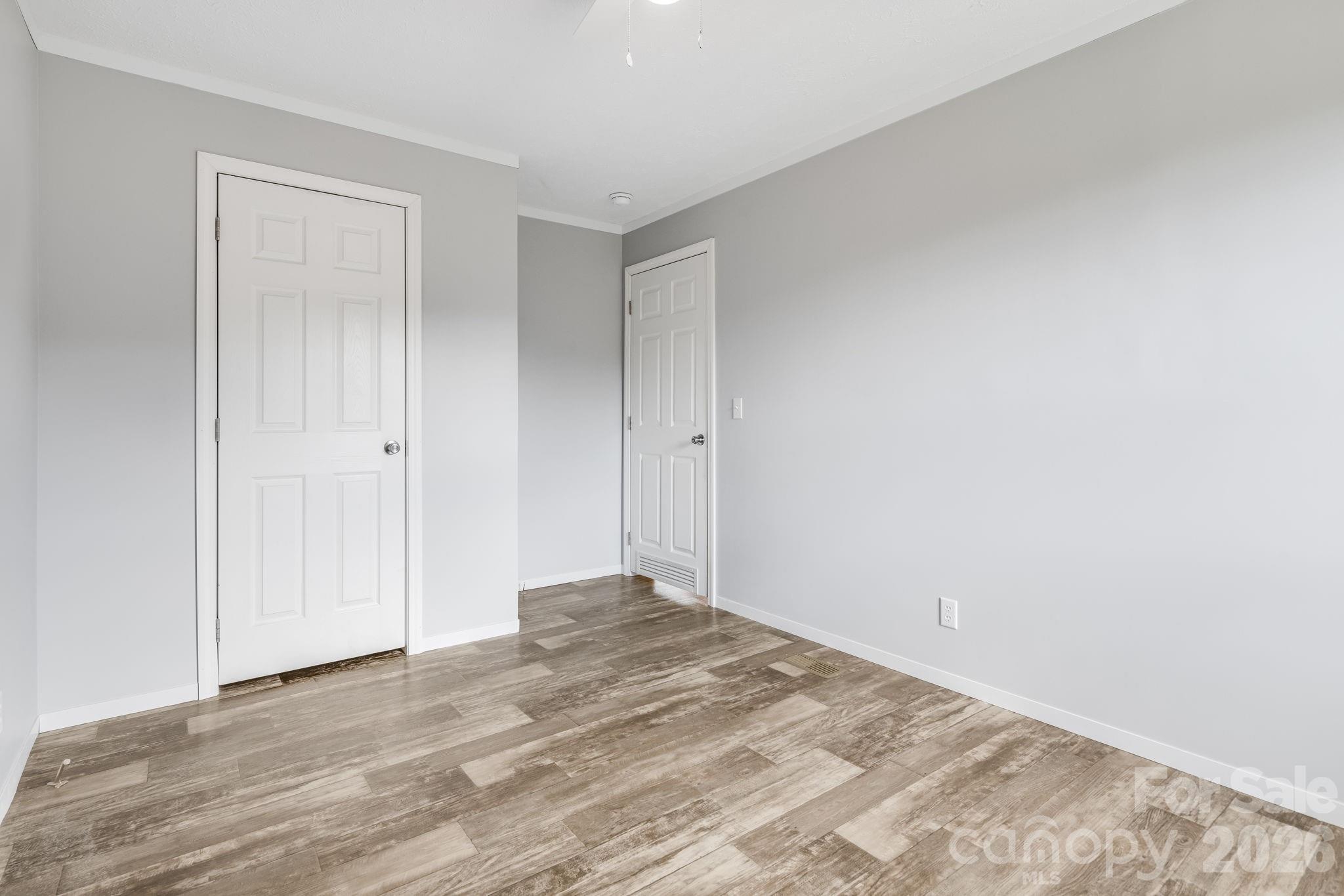 162 Phillips Valley Road — Mars Hill