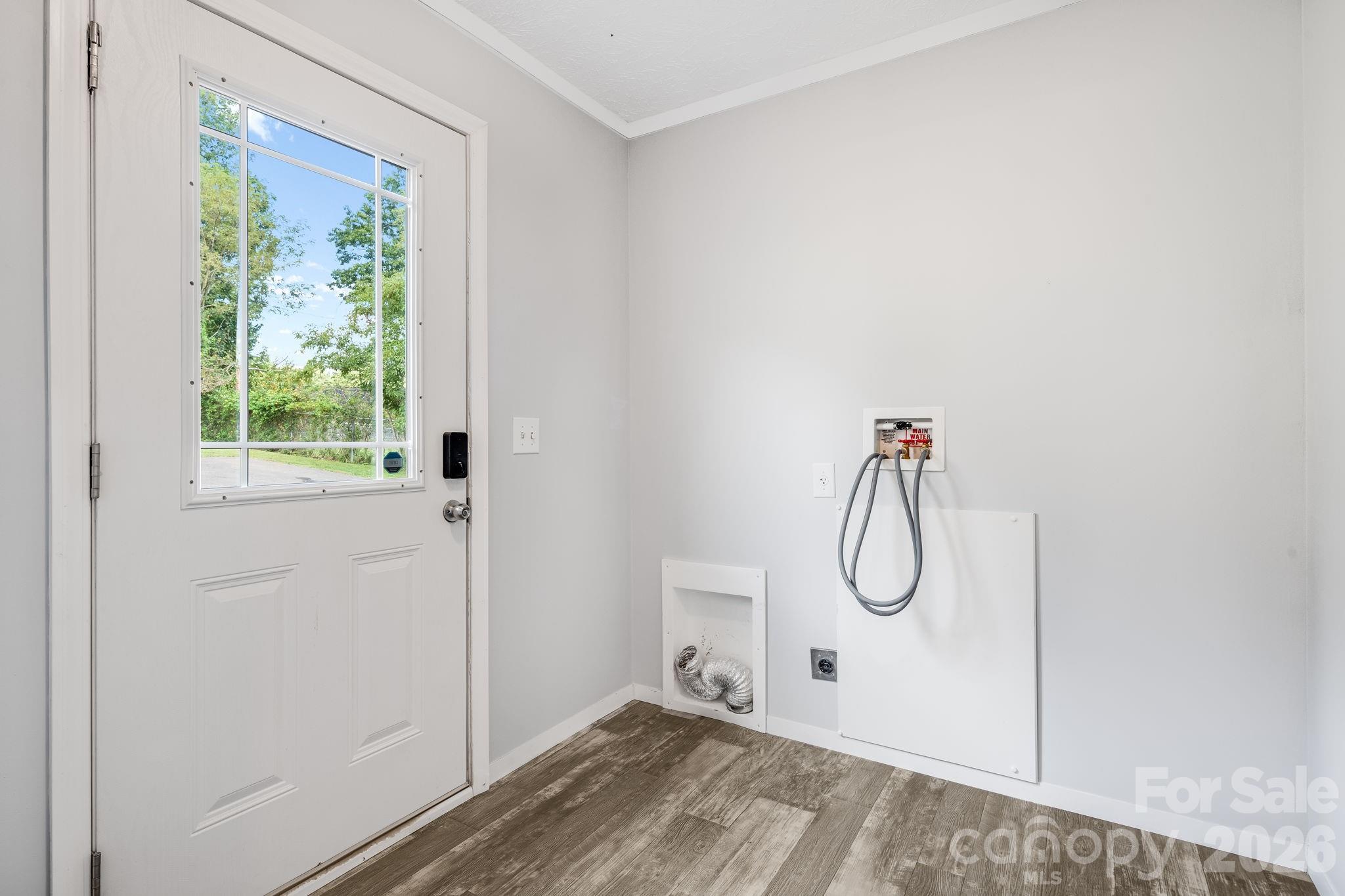 162 Phillips Valley Road — Mars Hill