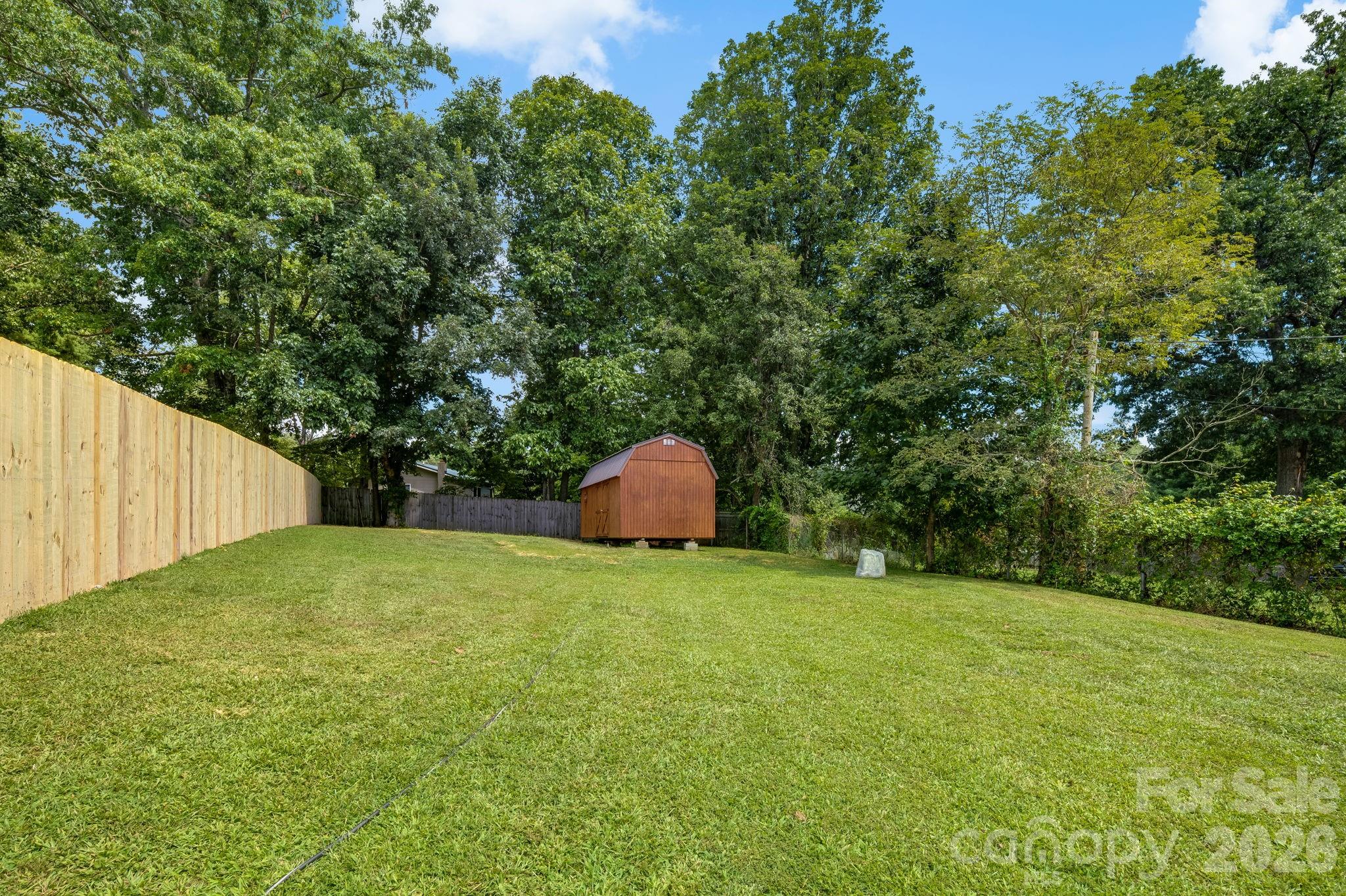 162 Phillips Valley Road — Mars Hill