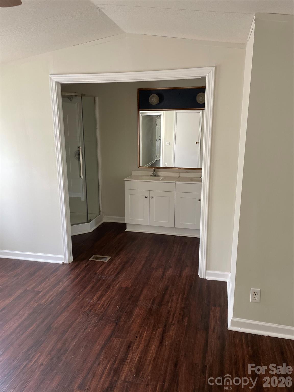 9355 Phelps Road — Mount Pleasant