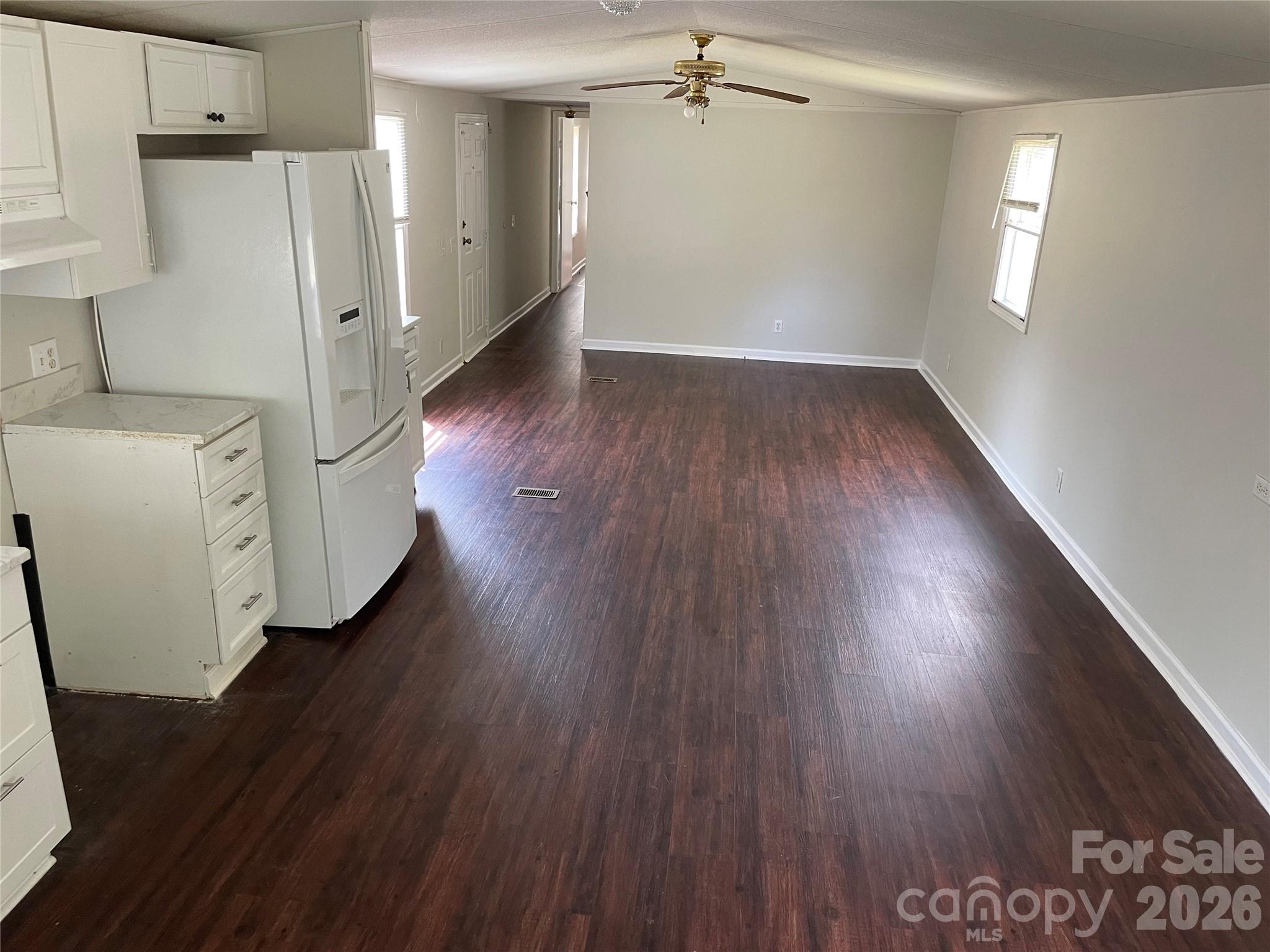9355 Phelps Road — Mount Pleasant