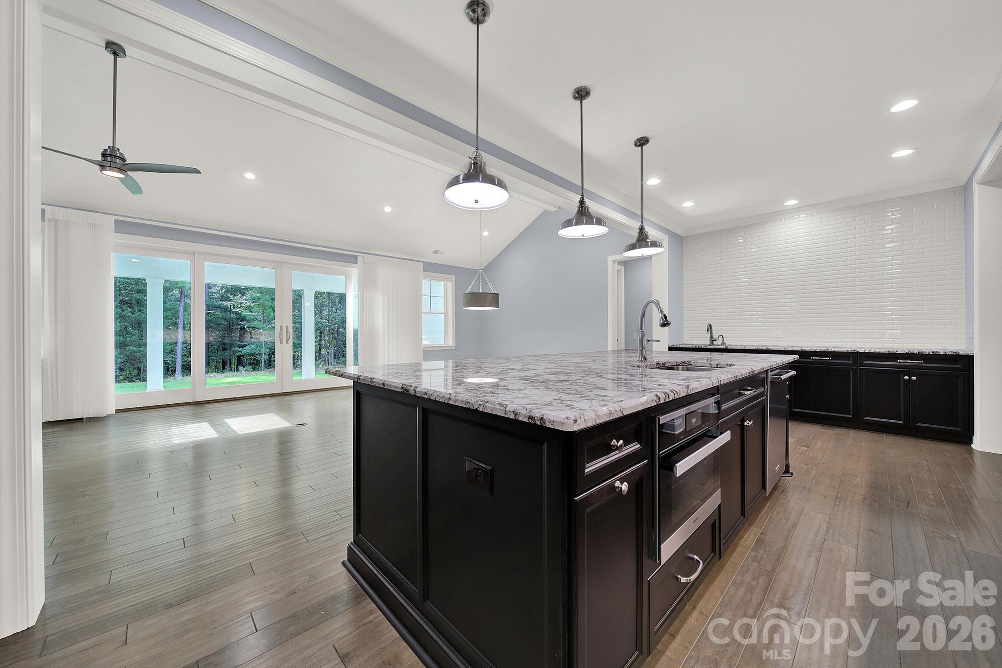 6083 Chimney Bluff Road — Lancaster