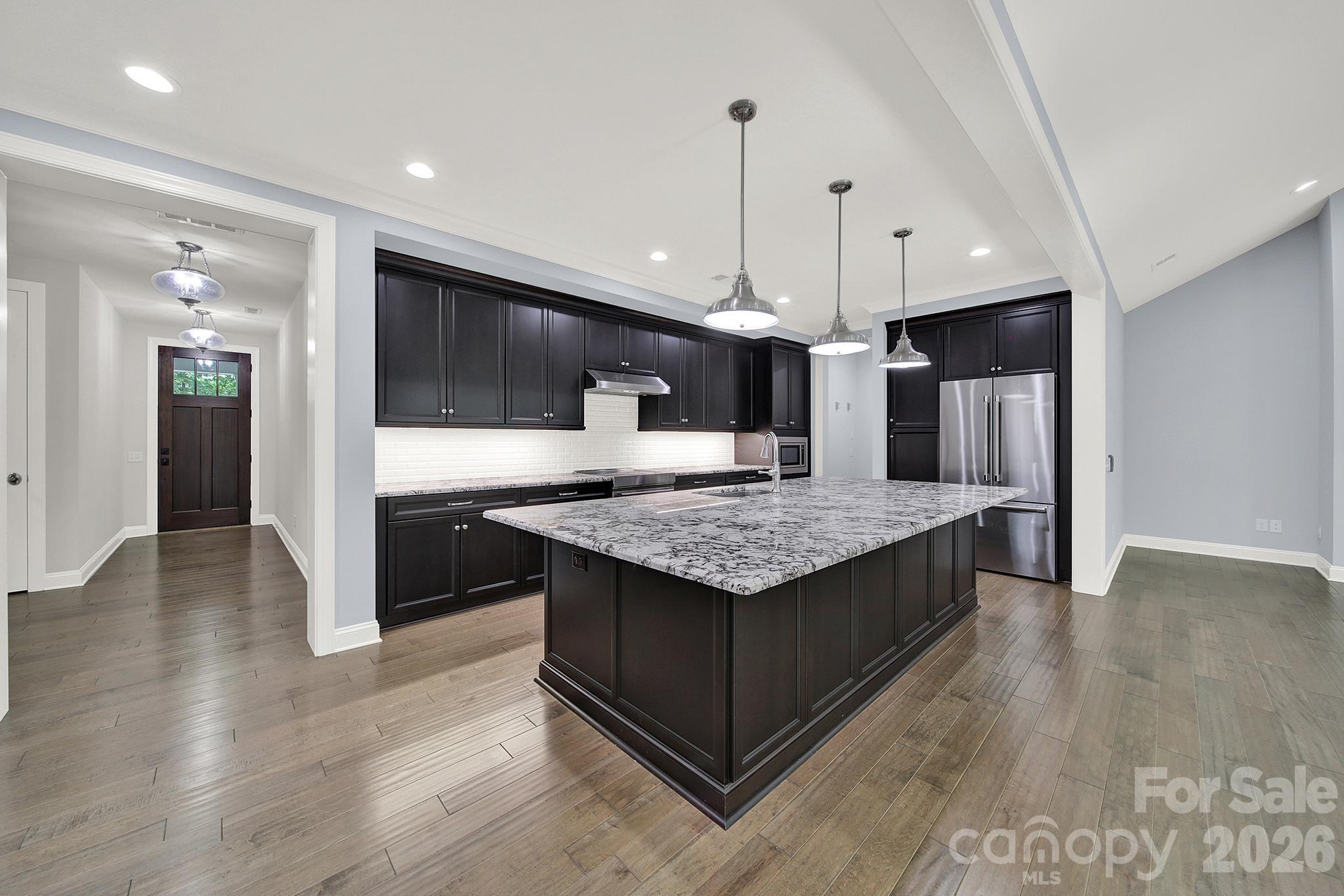 6083 Chimney Bluff Road — Lancaster