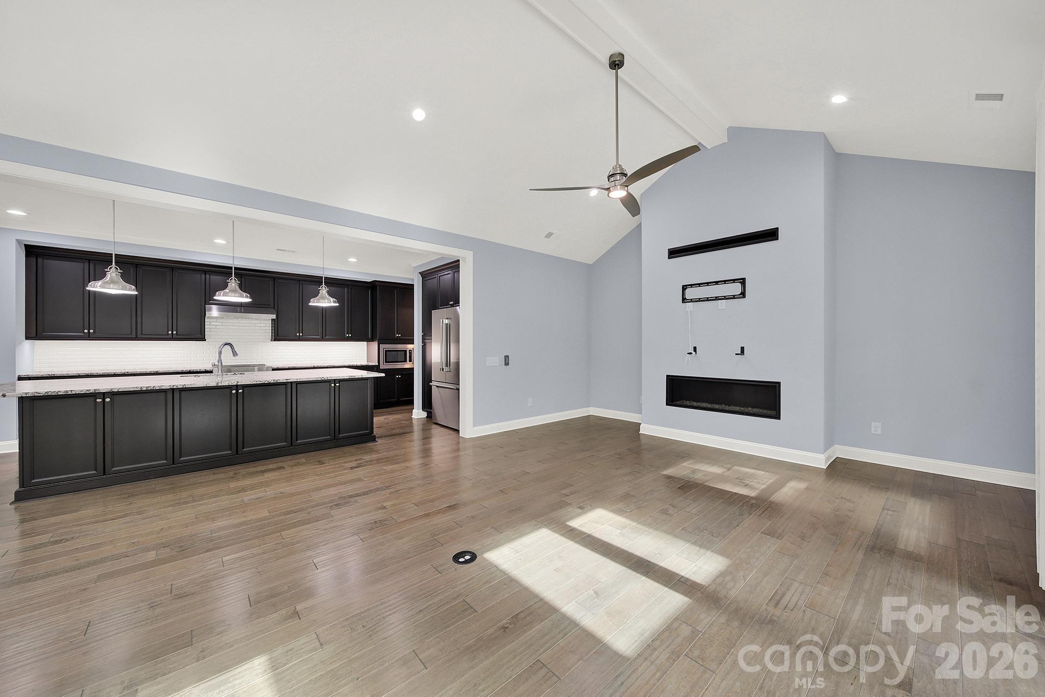 6083 Chimney Bluff Road — Lancaster