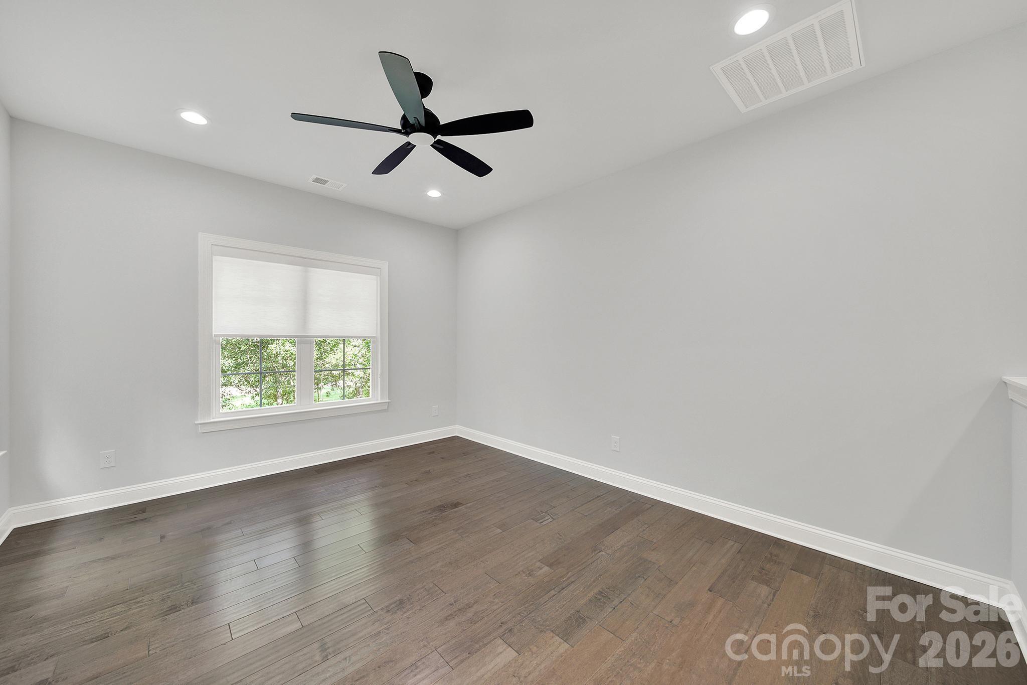 6083 Chimney Bluff Road — Lancaster