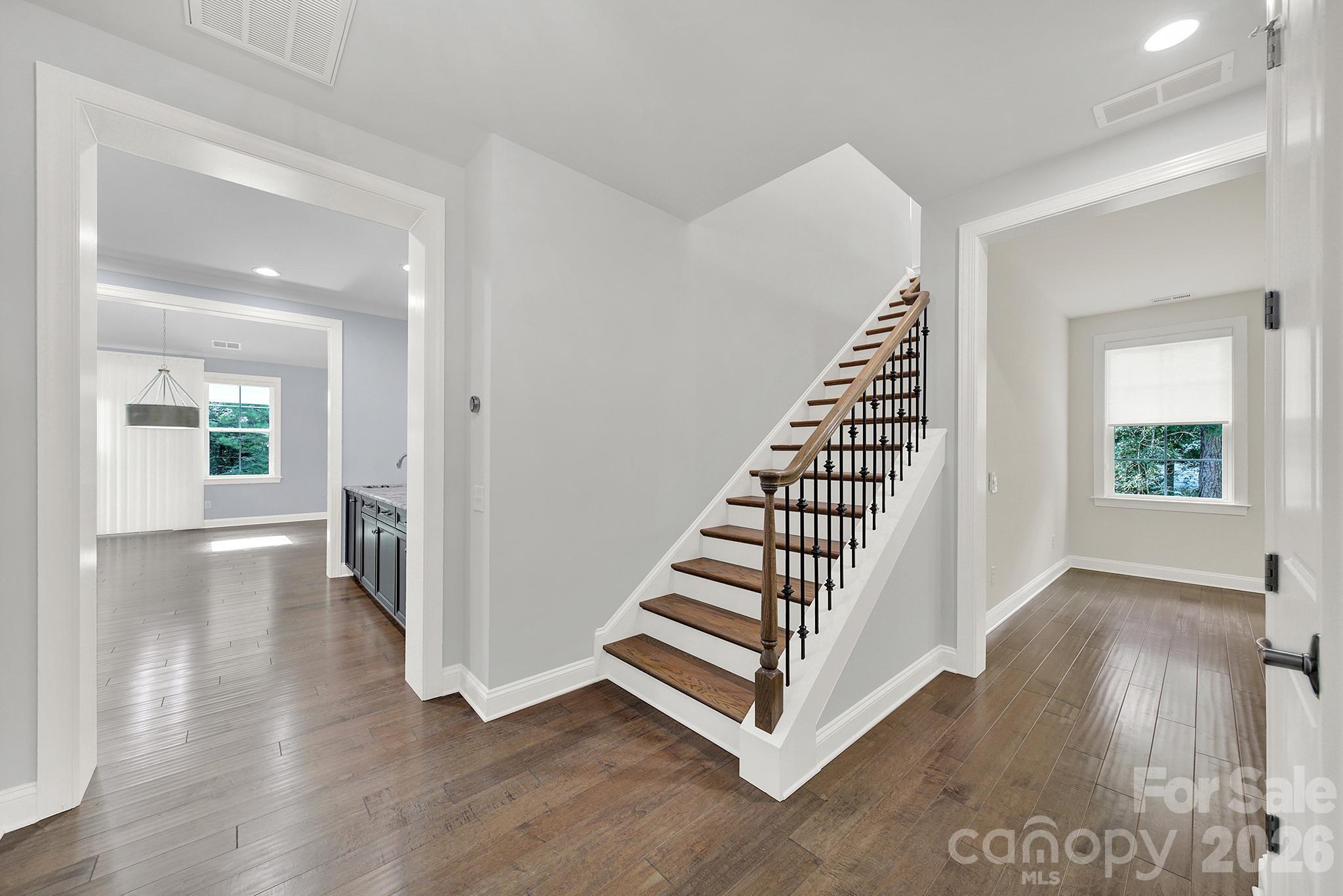 6083 Chimney Bluff Road — Lancaster