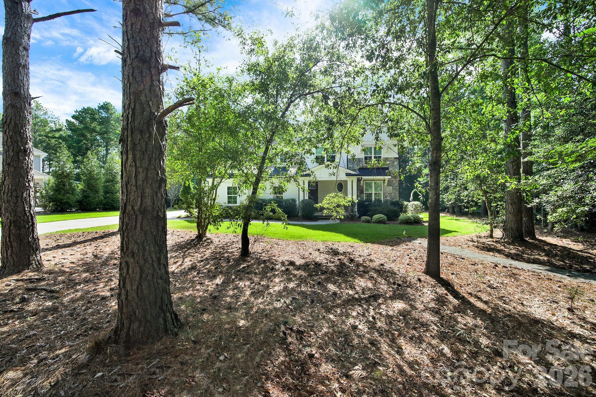 6083 Chimney Bluff Road — Lancaster