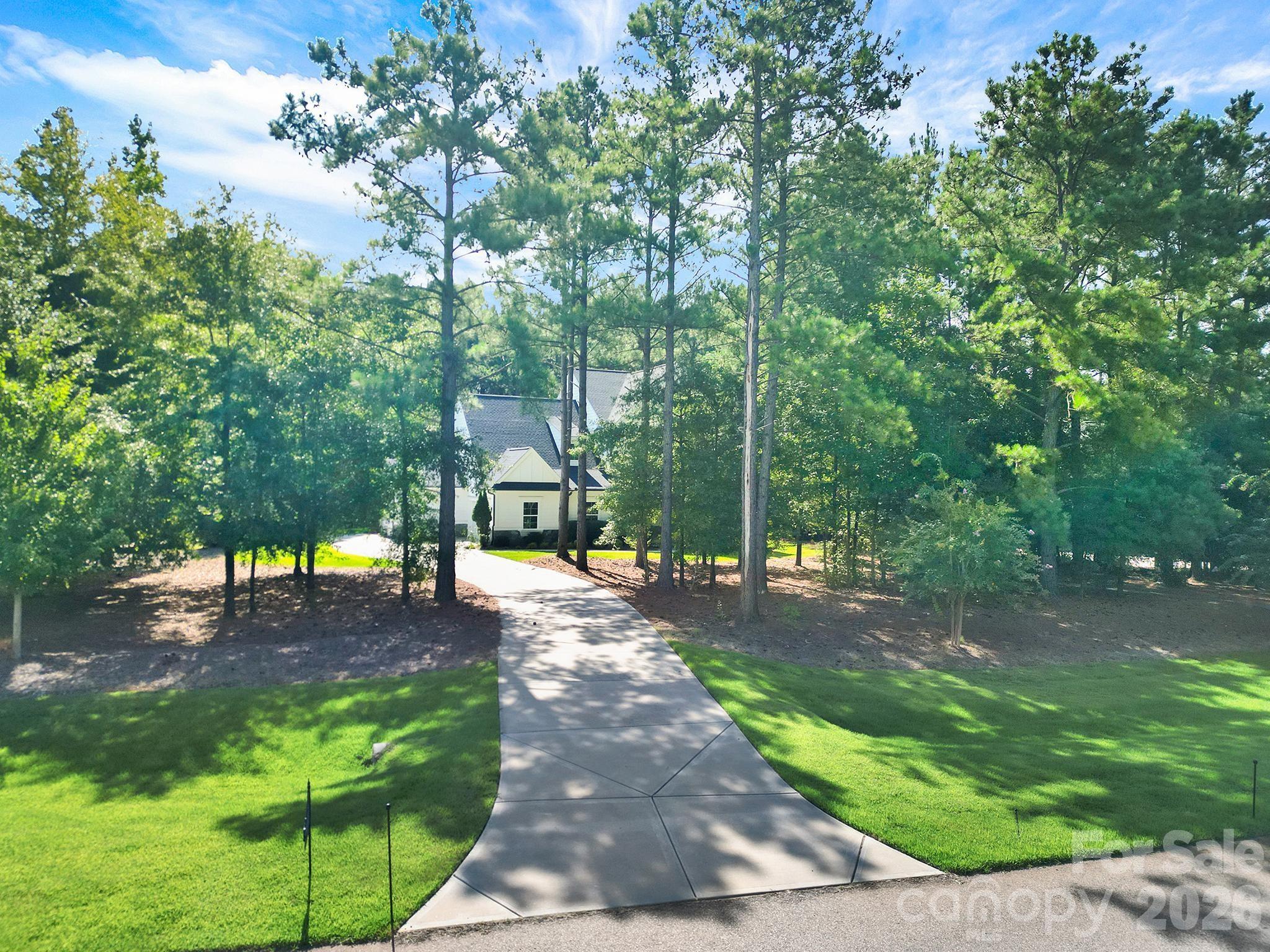 6083 Chimney Bluff Road — Lancaster