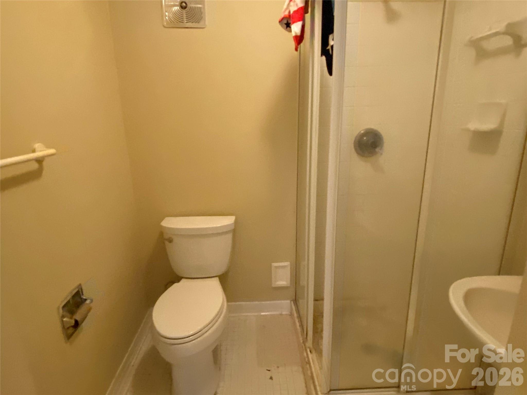 1323 Queens Road #208 — Charlotte