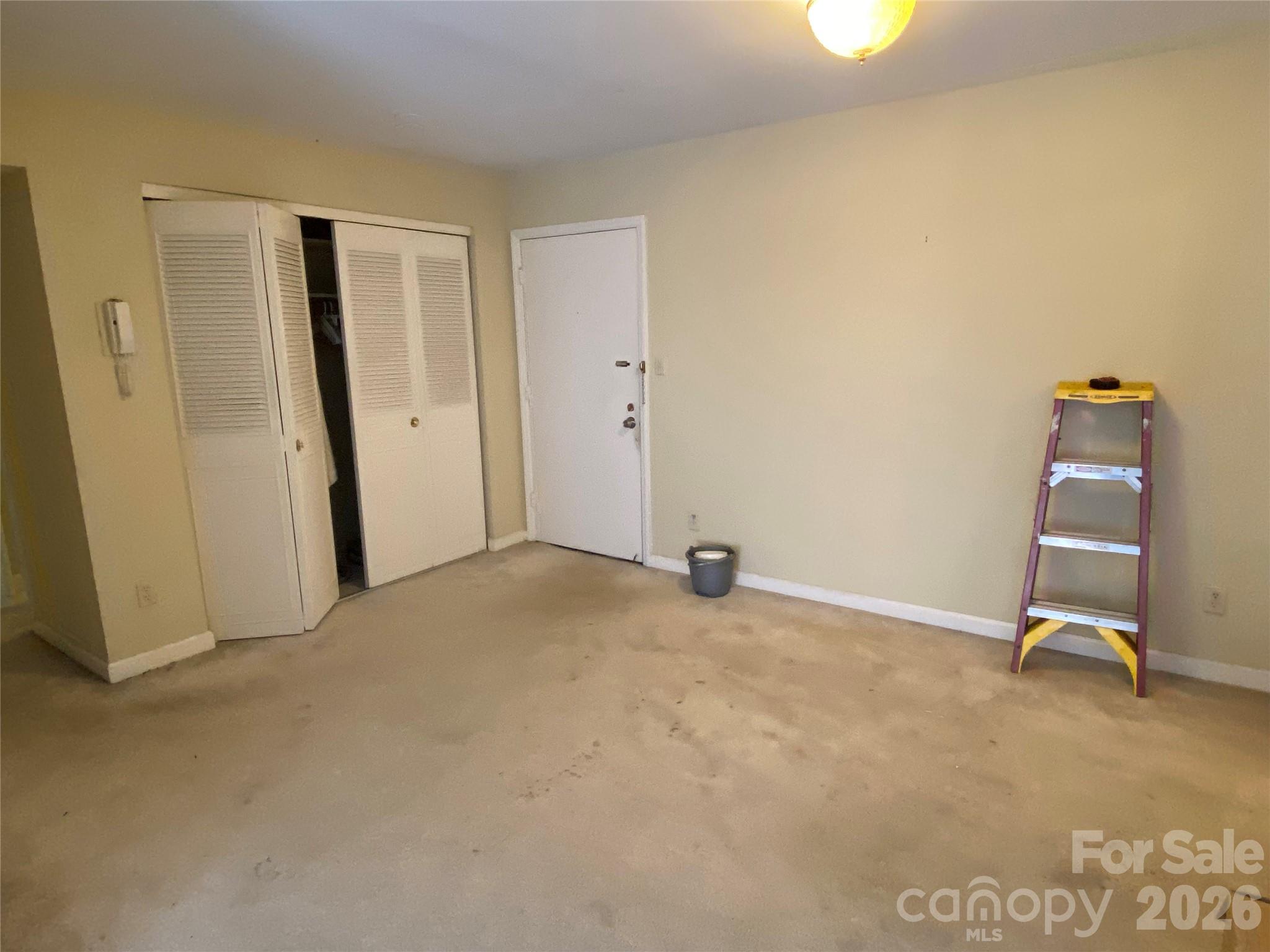 1323 Queens Road #208 — Charlotte