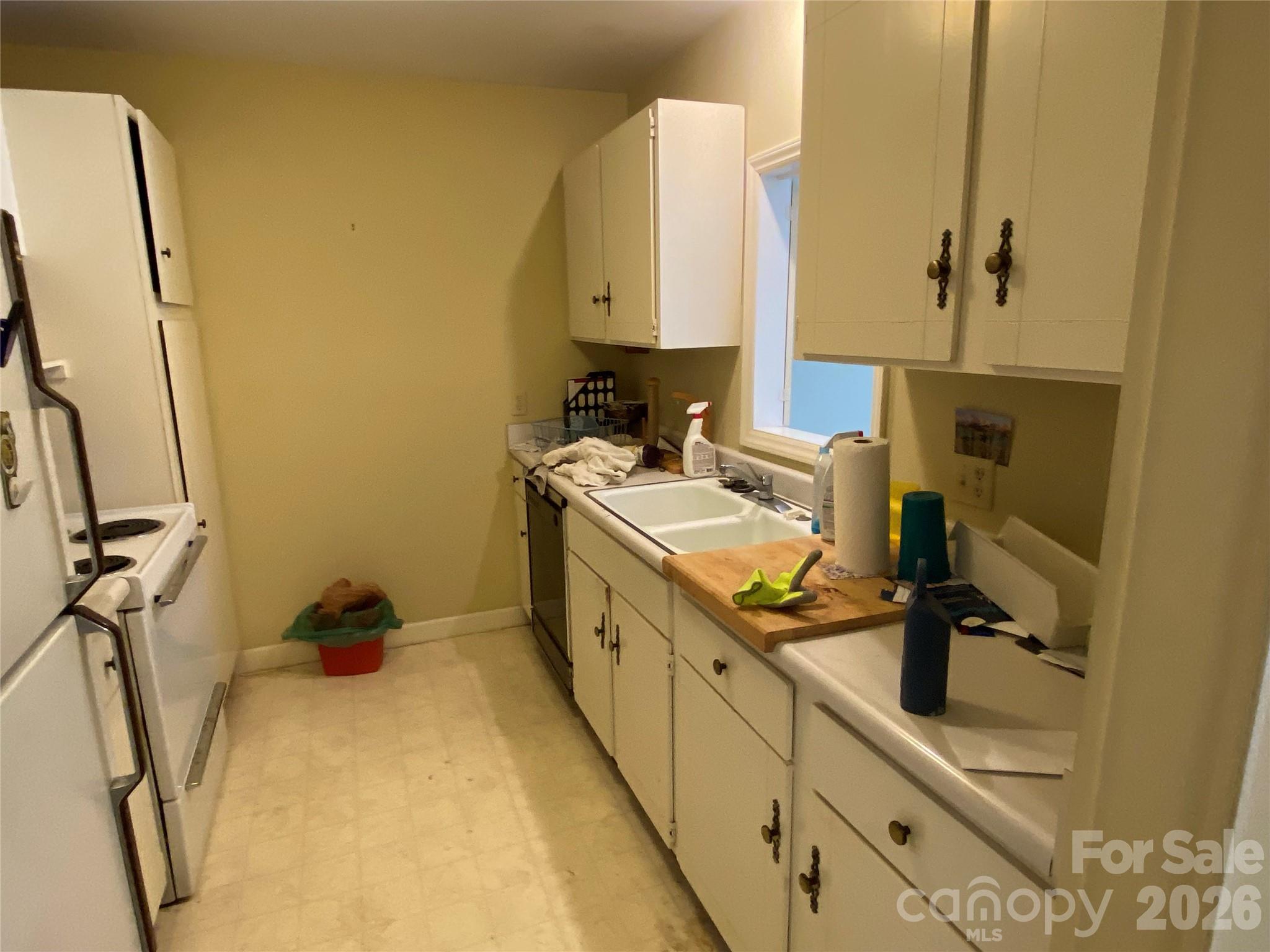 1323 Queens Road #208 — Charlotte