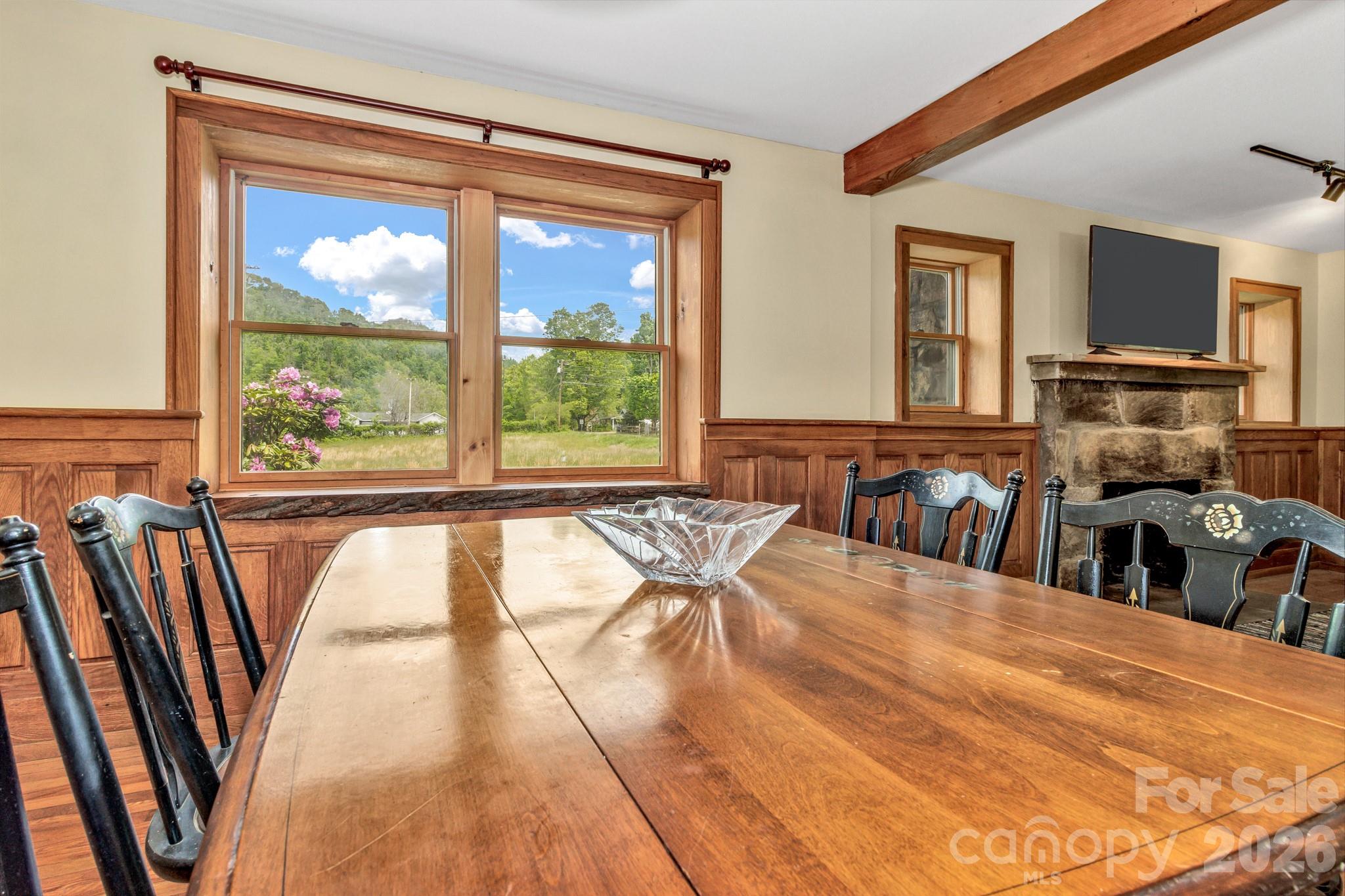 45 Sugar Cove Road — Weaverville