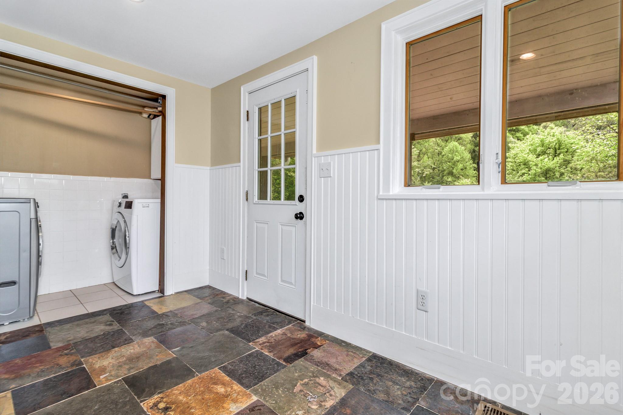 45 Sugar Cove Road — Weaverville