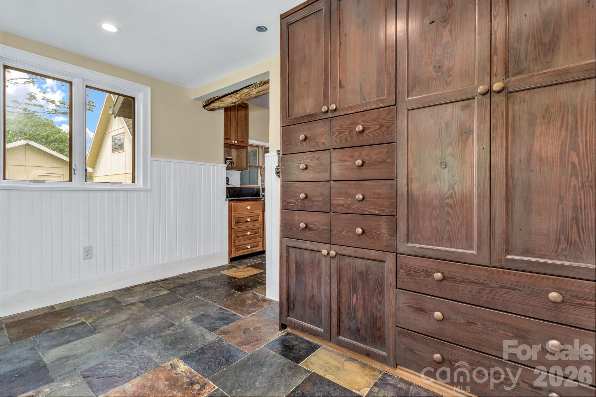 45 Sugar Cove Road — Weaverville