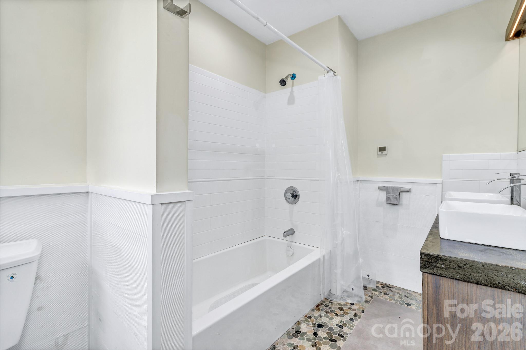 45 Sugar Cove Road — Weaverville
