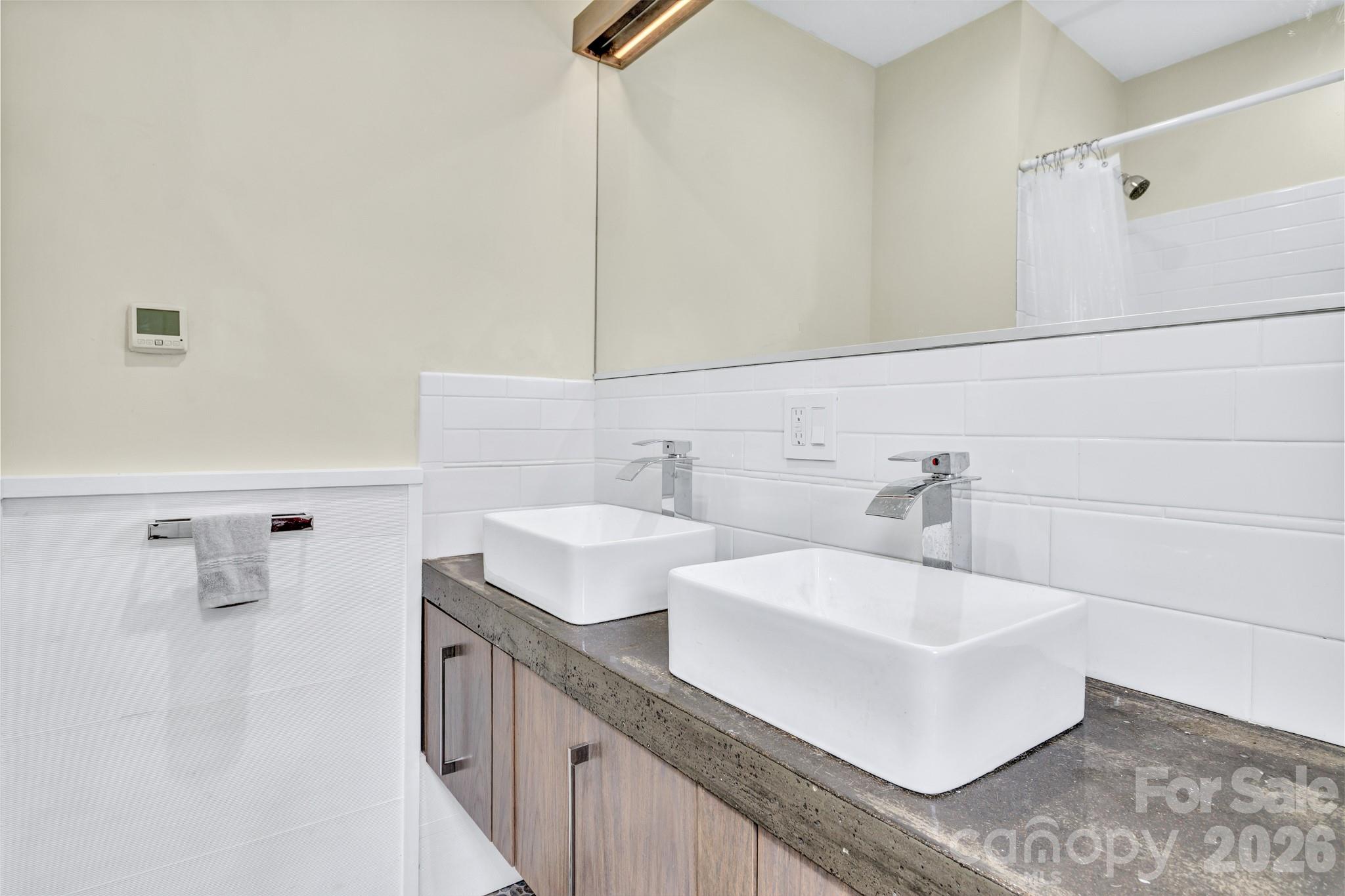 45 Sugar Cove Road — Weaverville