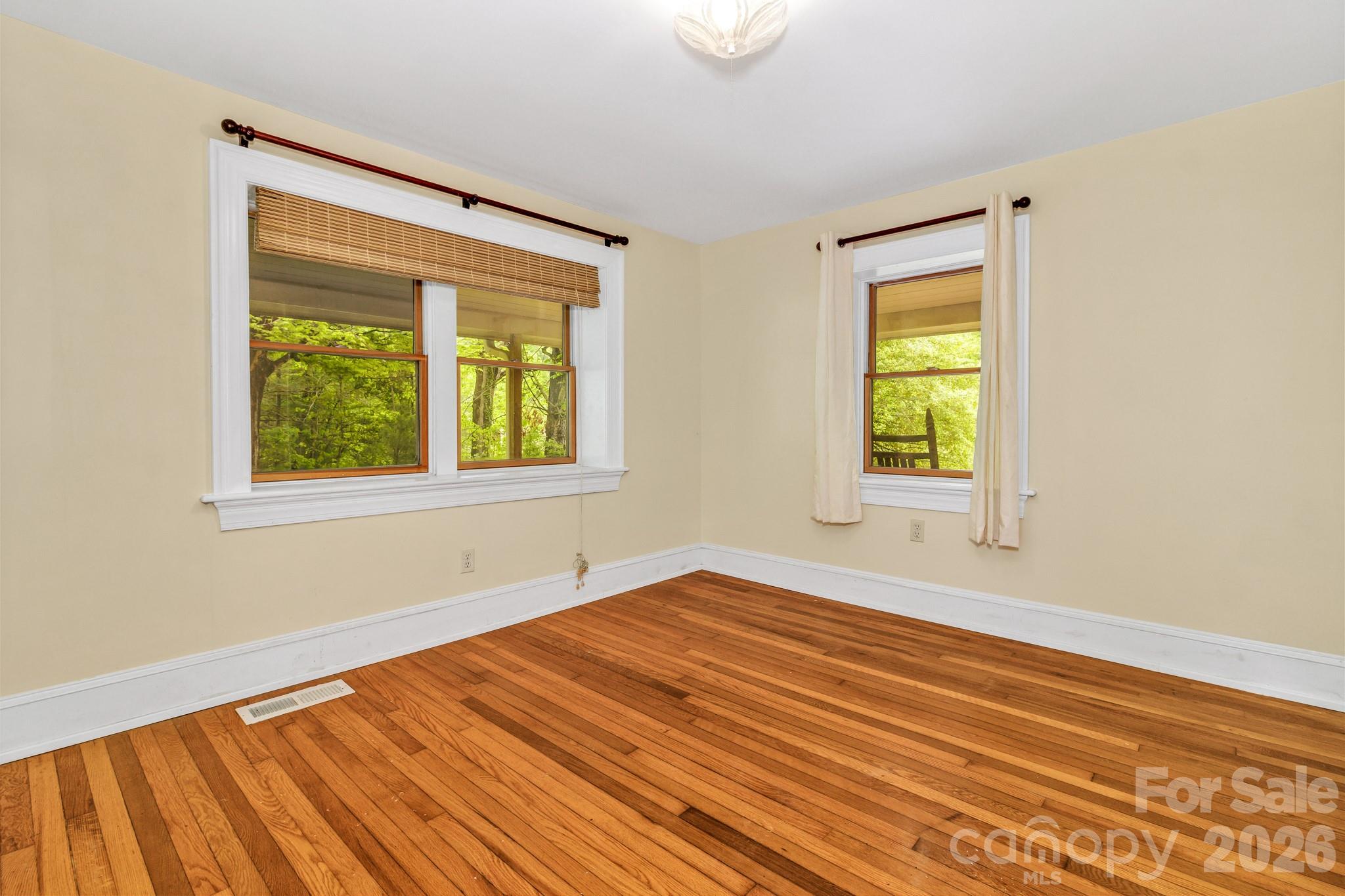 45 Sugar Cove Road — Weaverville