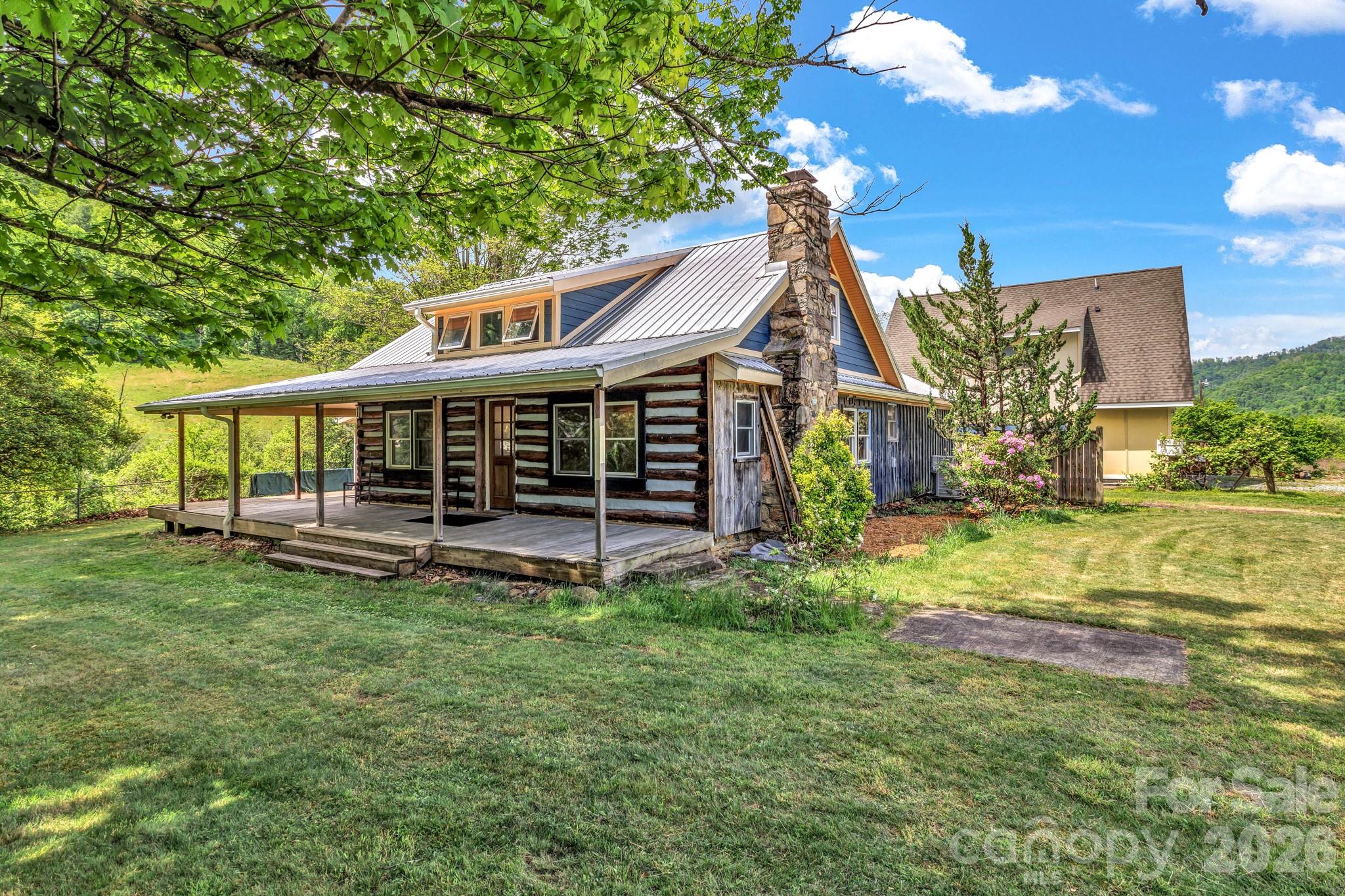 45 Sugar Cove Road — Weaverville