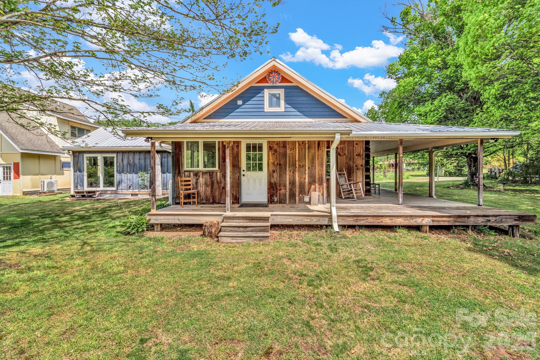 45 Sugar Cove Road — Weaverville