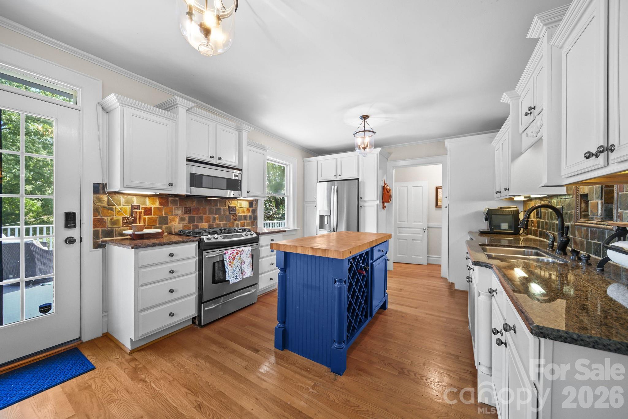 424 S York Street — Gastonia