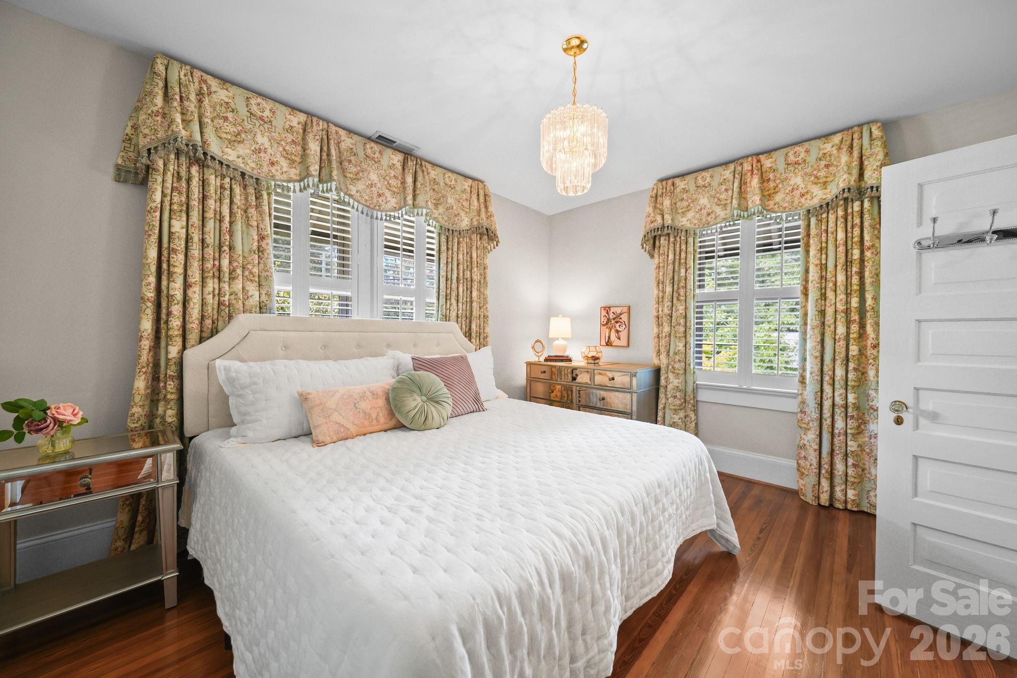 424 S York Street — Gastonia