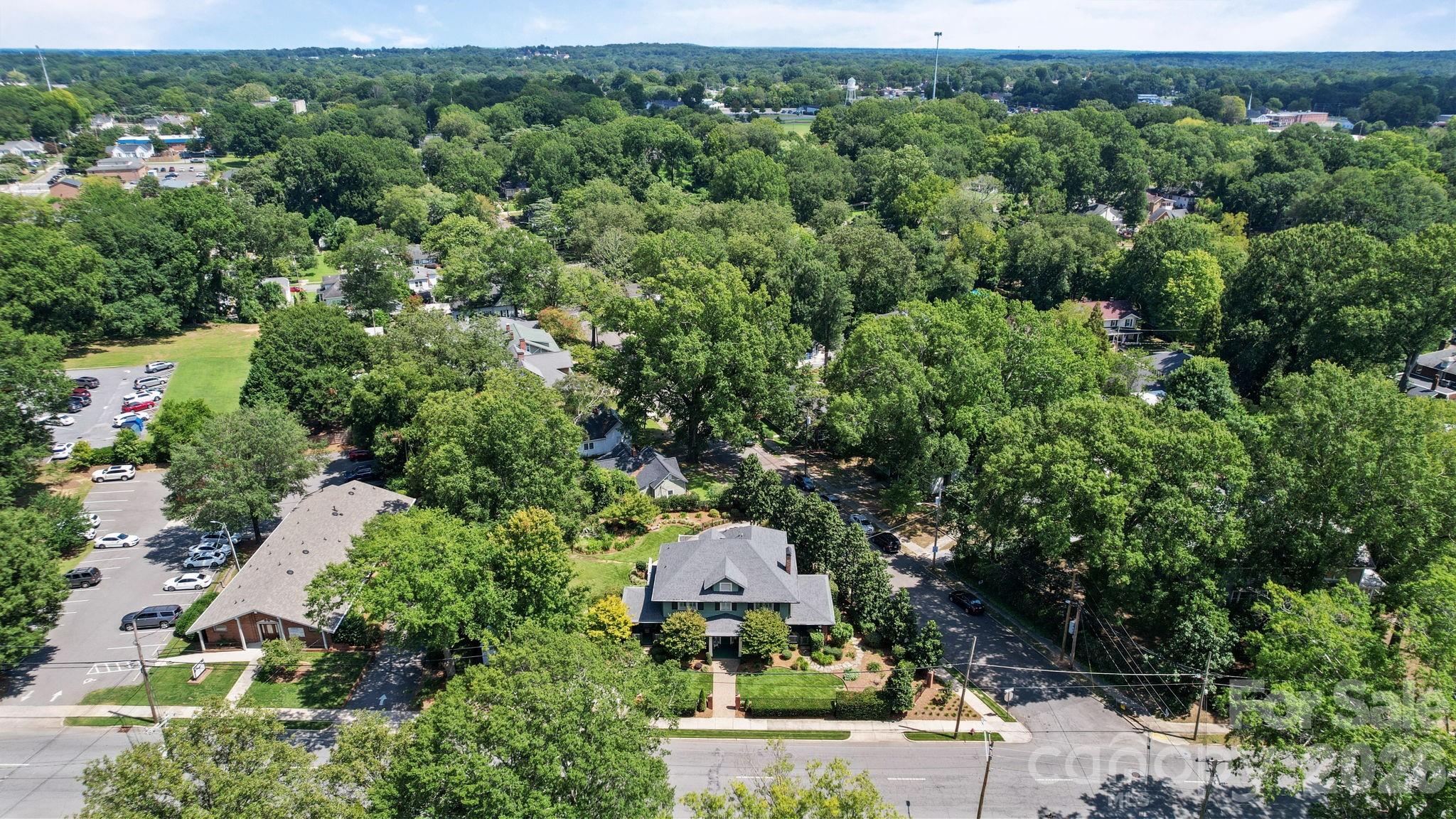 424 S York Street — Gastonia