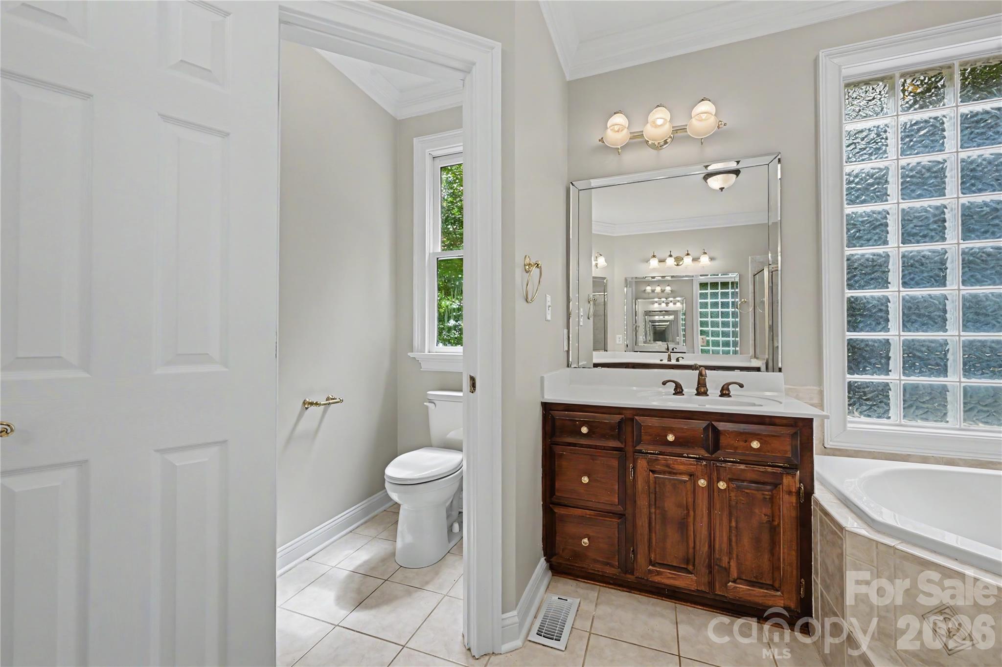 165 Futrell Landing — New London