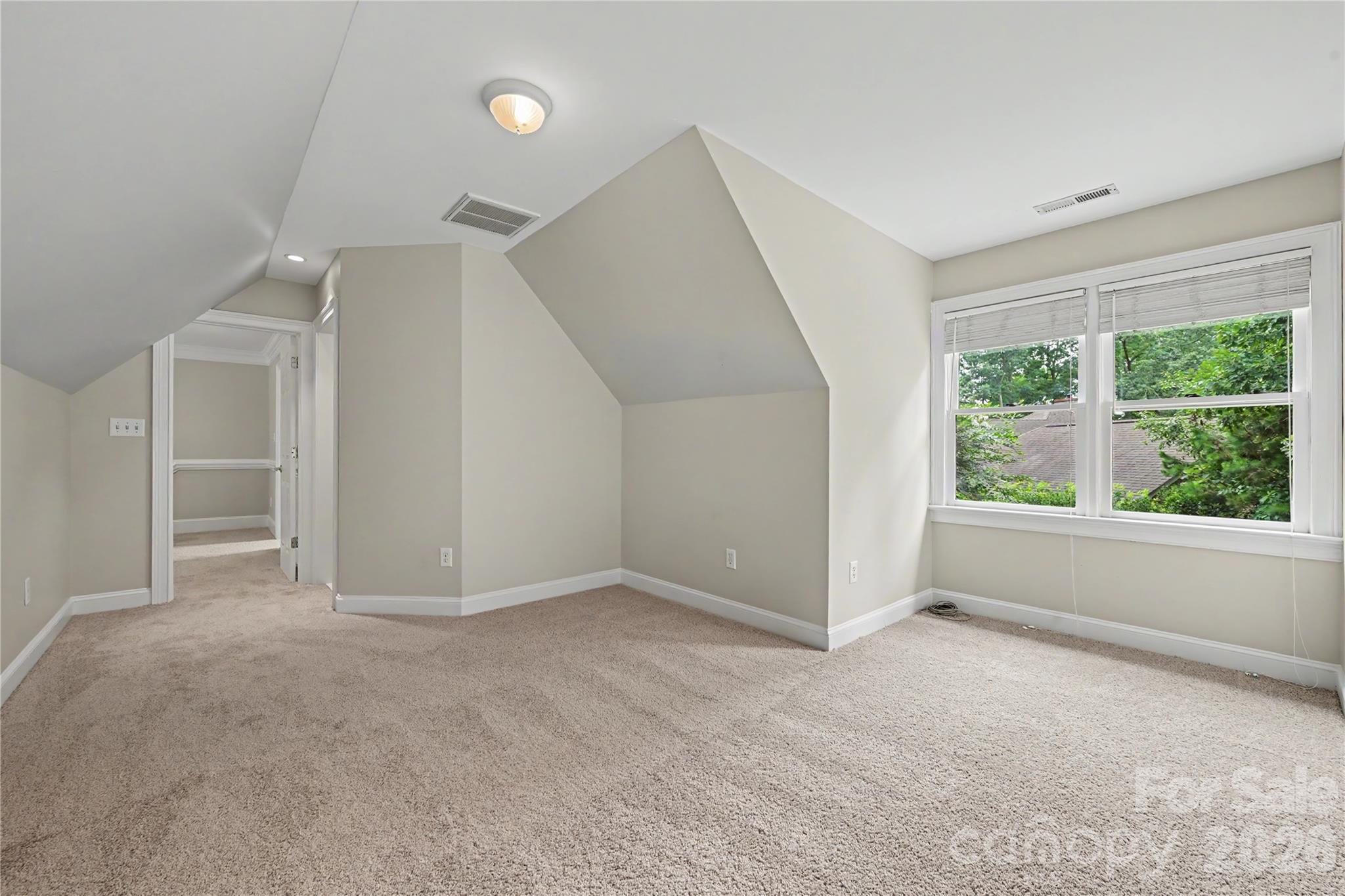 165 Futrell Landing — New London