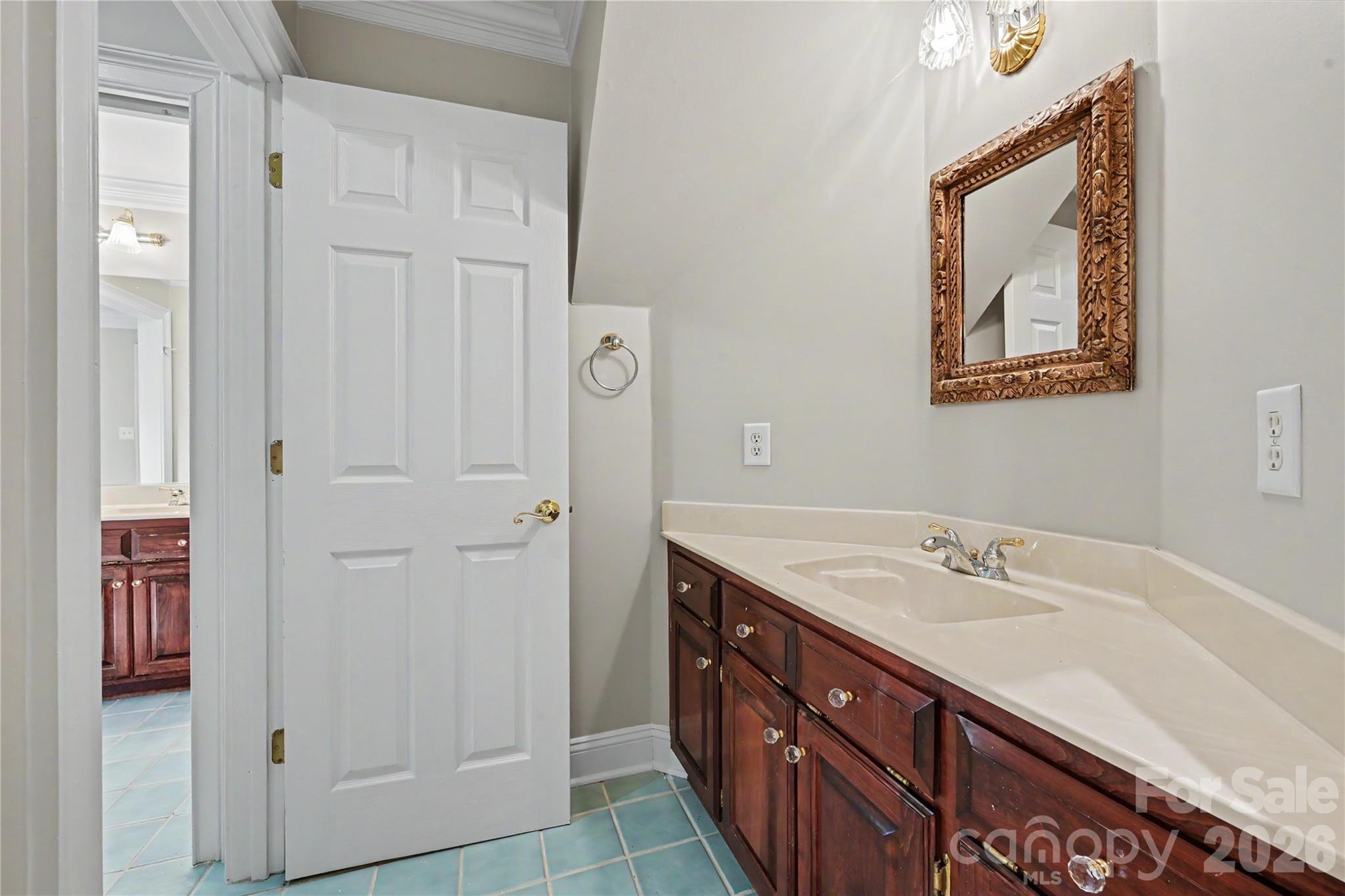 165 Futrell Landing — New London