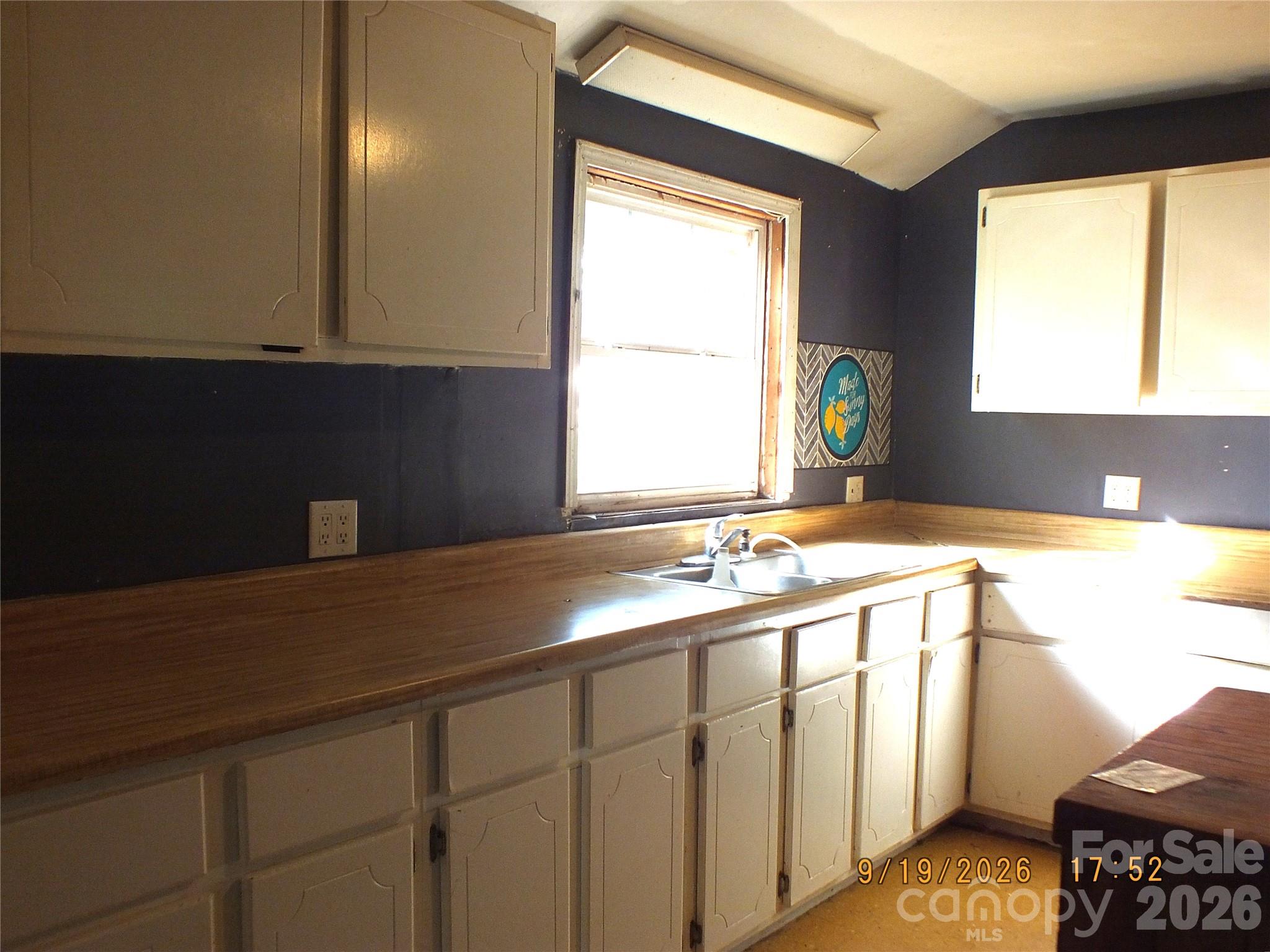 6372 Kershaw Camden Highway — Heath Springs