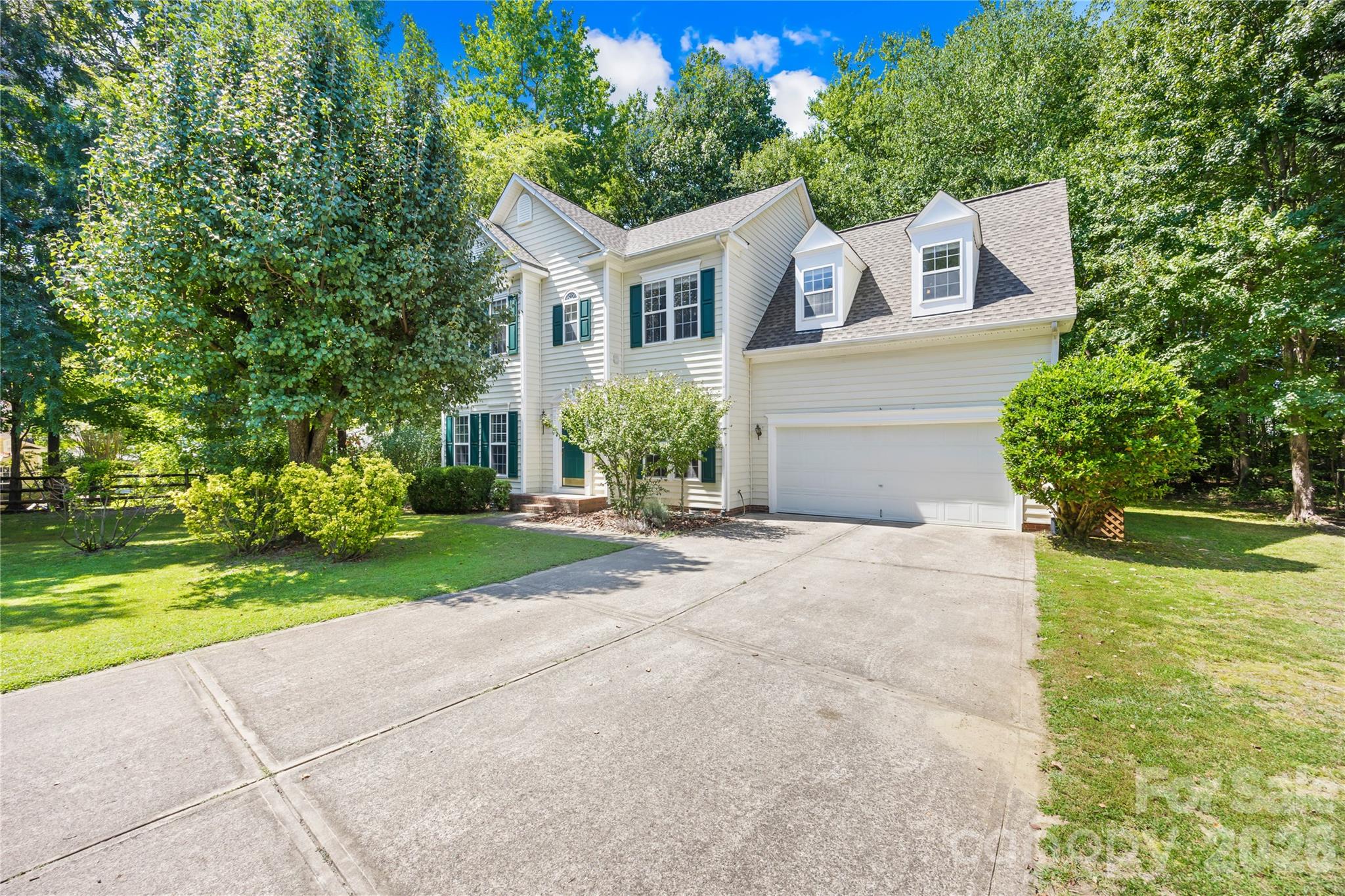 13605 Flatwoods Court — Huntersville