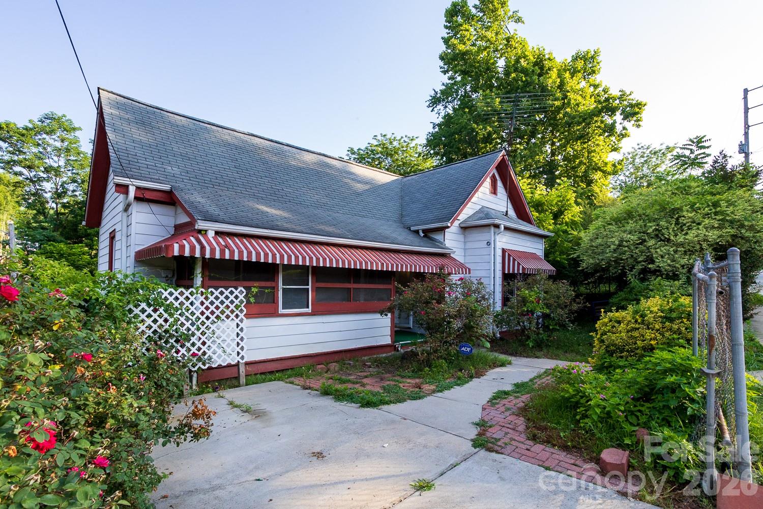 91 Clingman Avenue — Asheville
